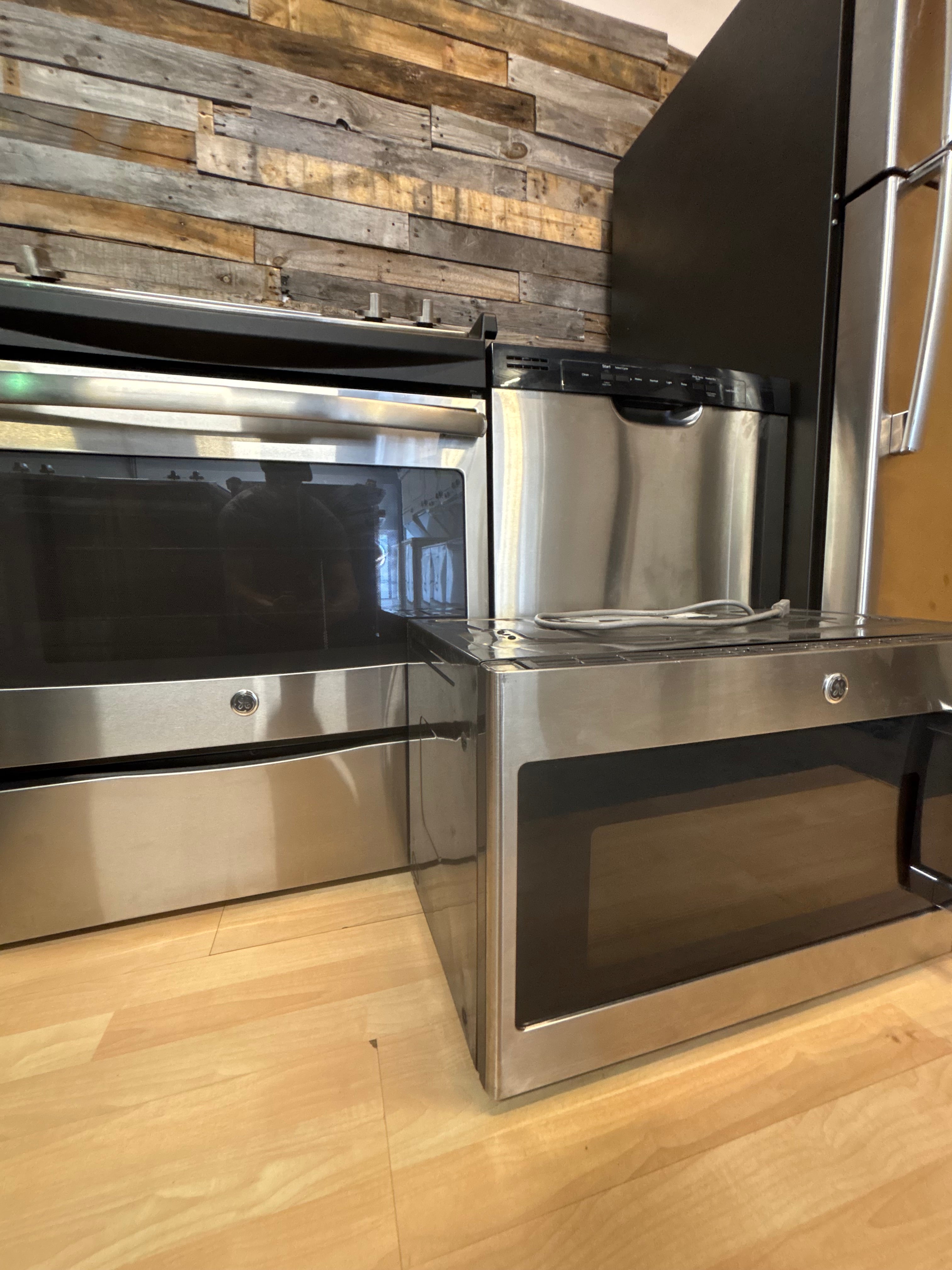 Full GE Kitchen Set Deal