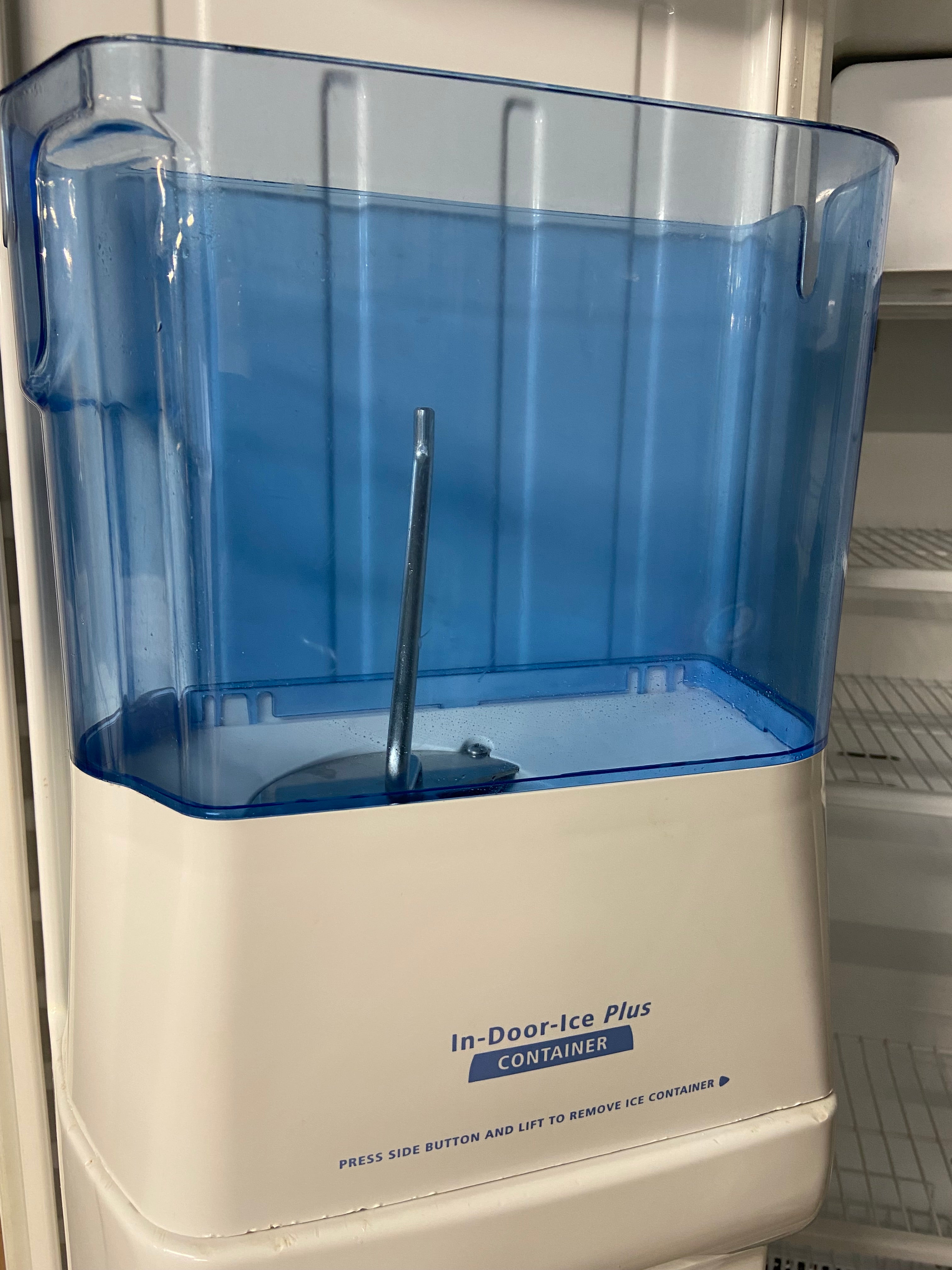 White Whirlpool Gold side by side