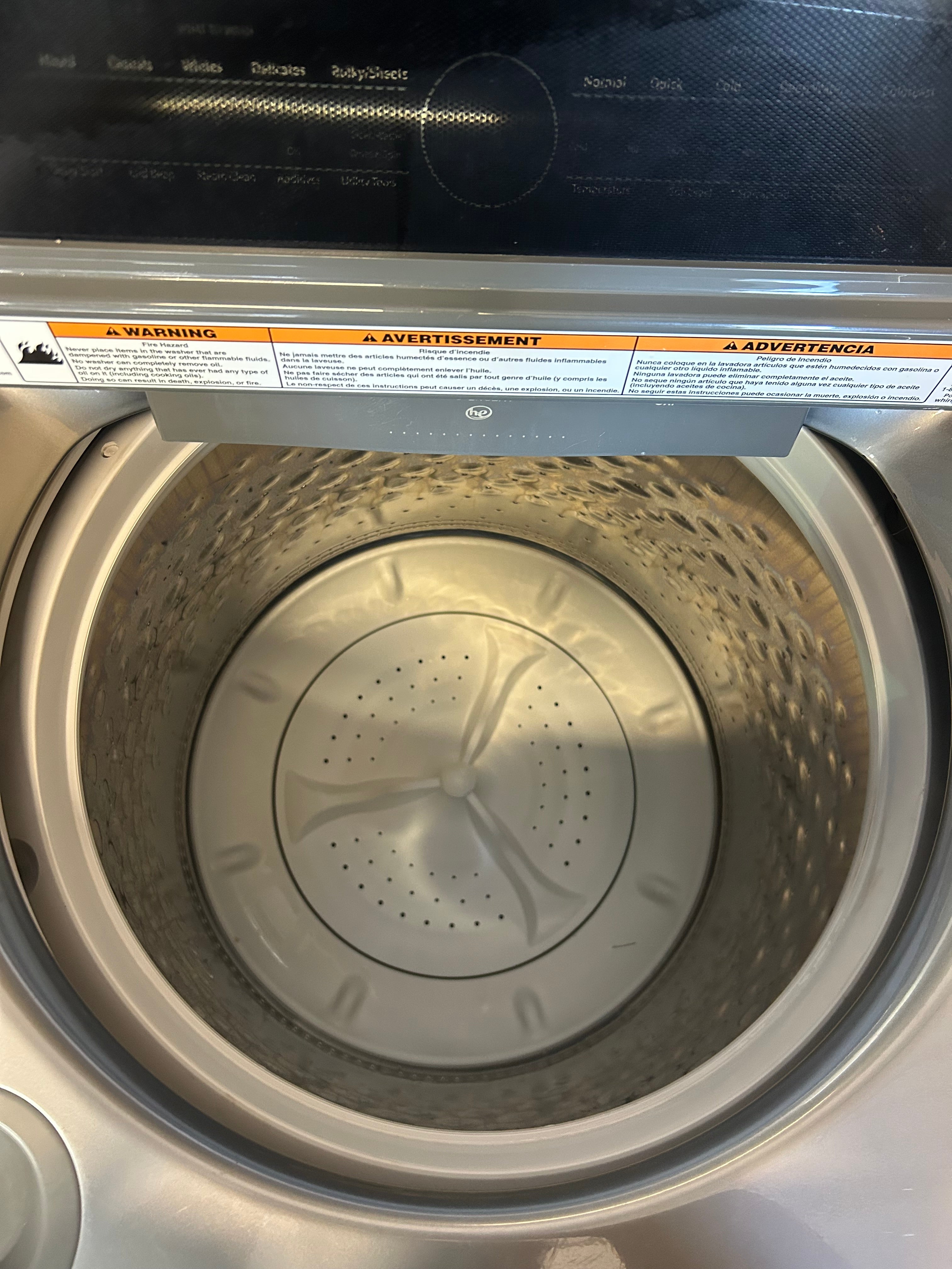 Black stainless Whirlpool cabrio set