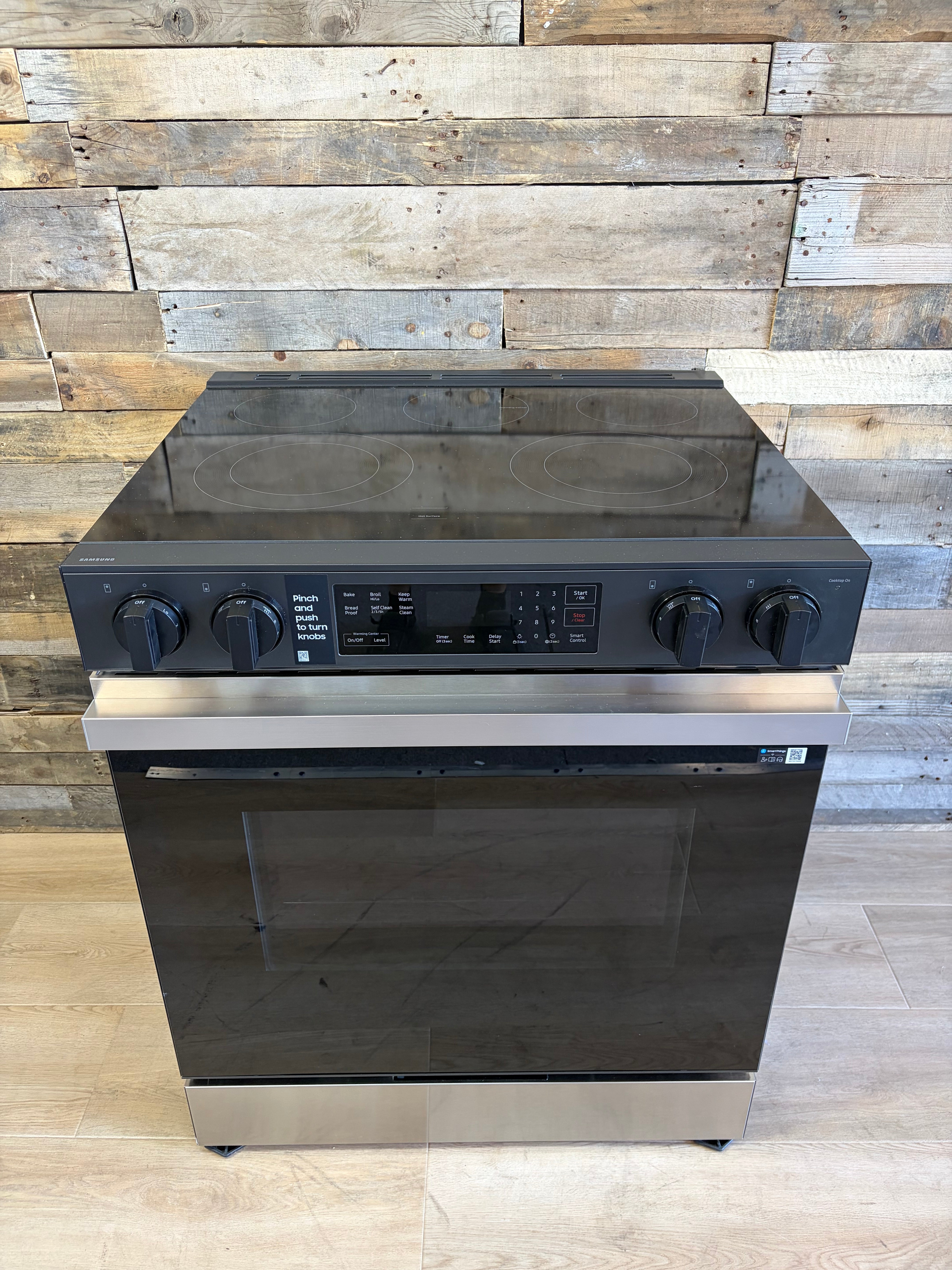 Samsung Bespoke 6.3 cu. ft. Smart Slide-In Electric Range (Stainless Steel)