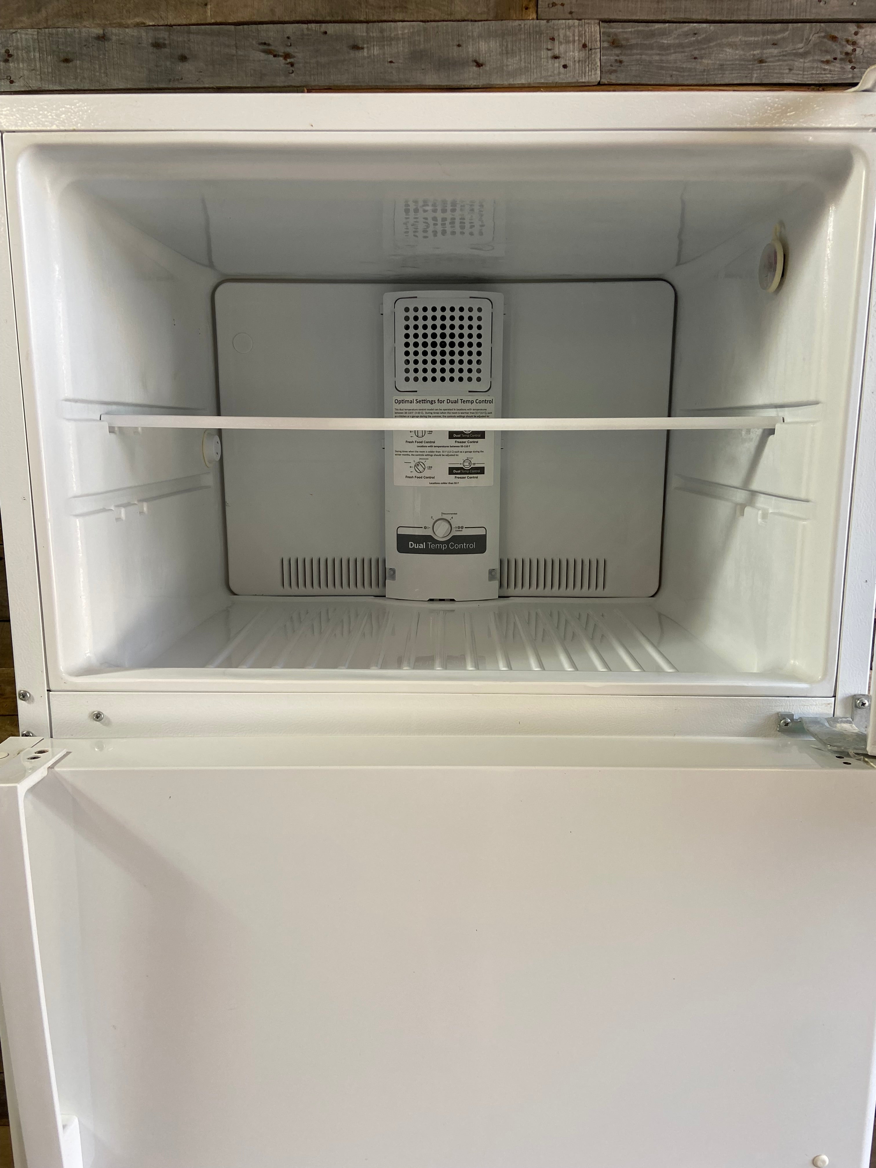 GE White Top Freezer Refrigerator