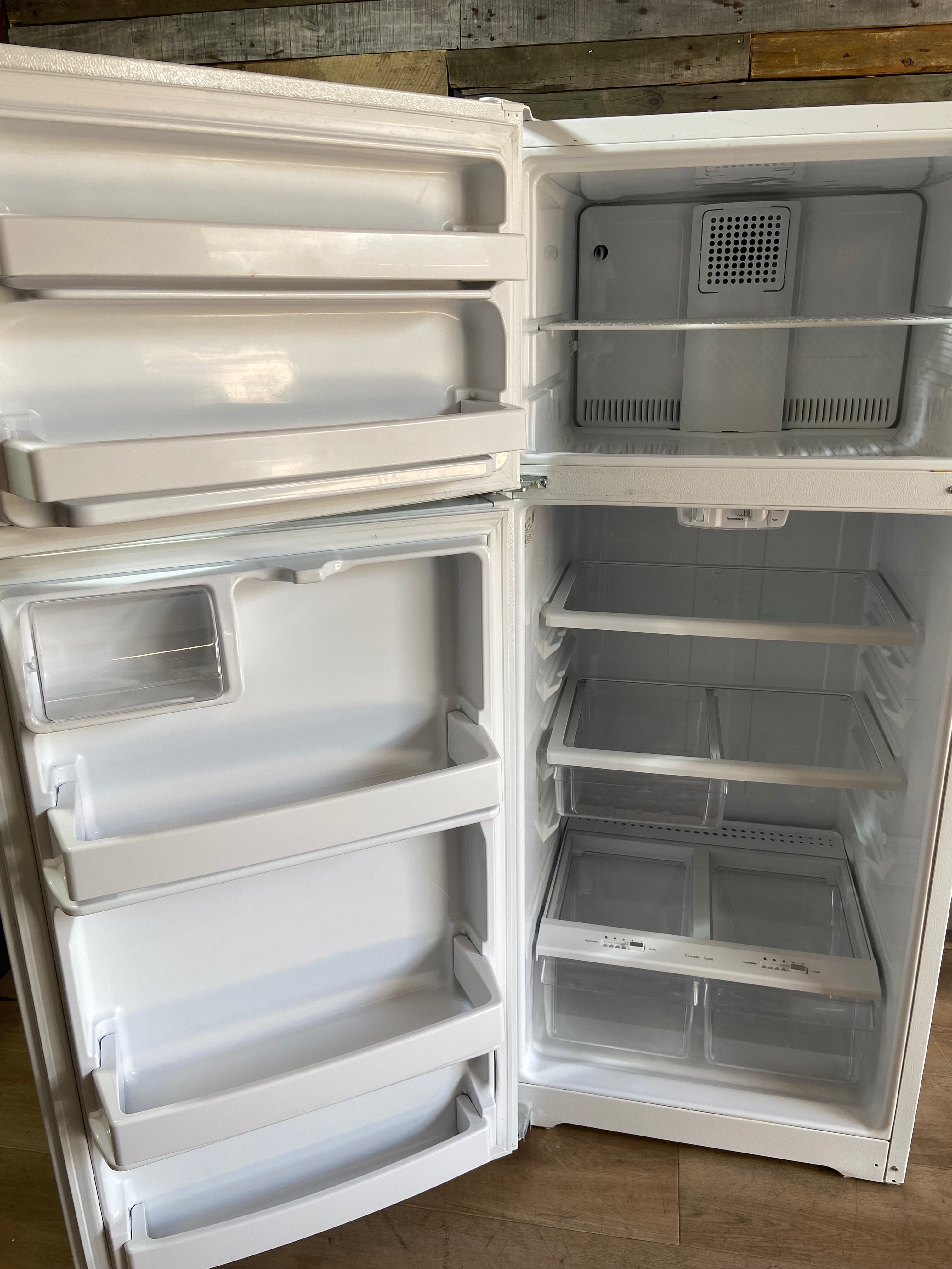 GE White Top/Bottom Refrigerator