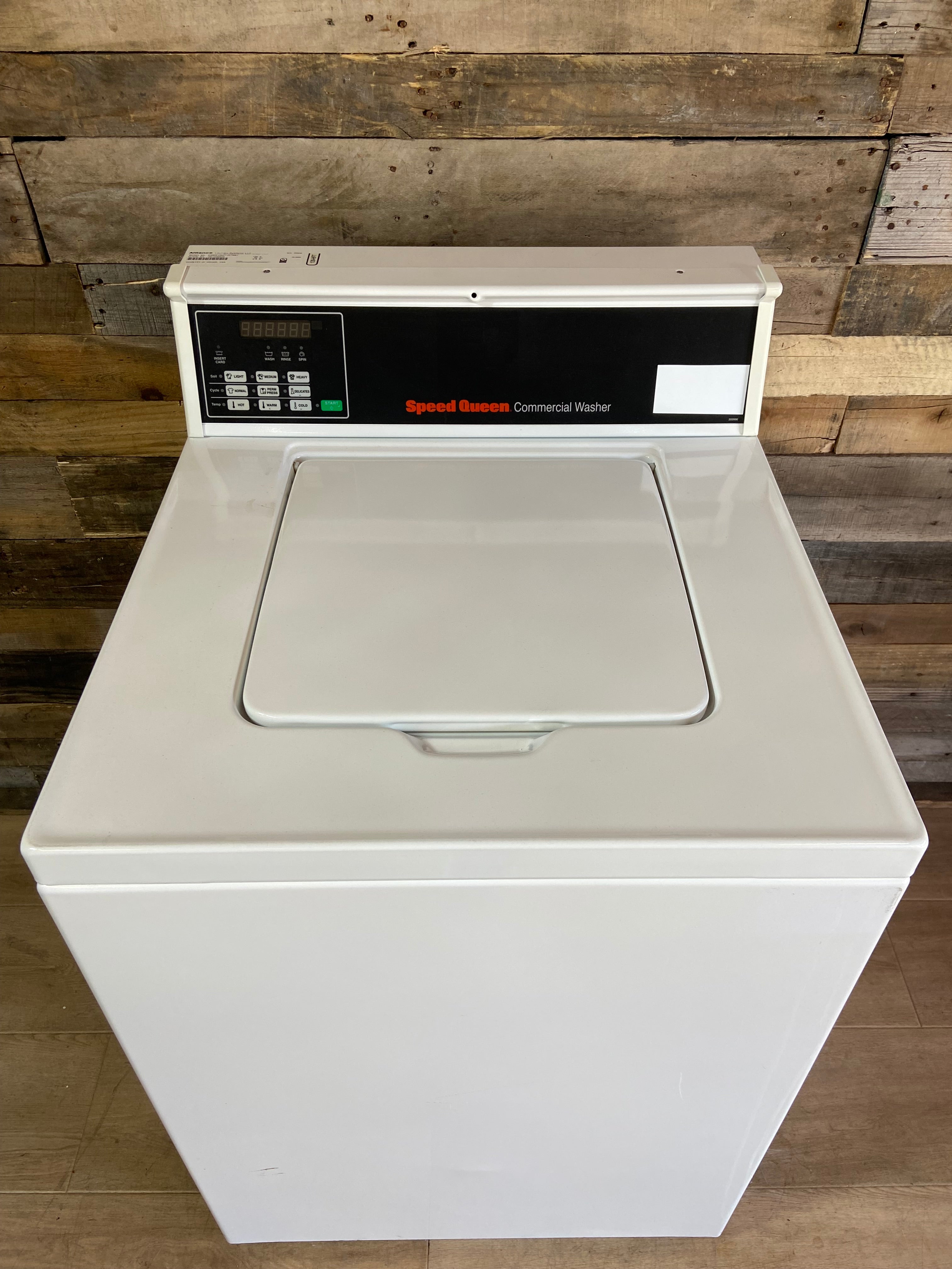 Speed Queen Commercial Top Load Washer – Heavy Duty | SWNNY2SP115TW01