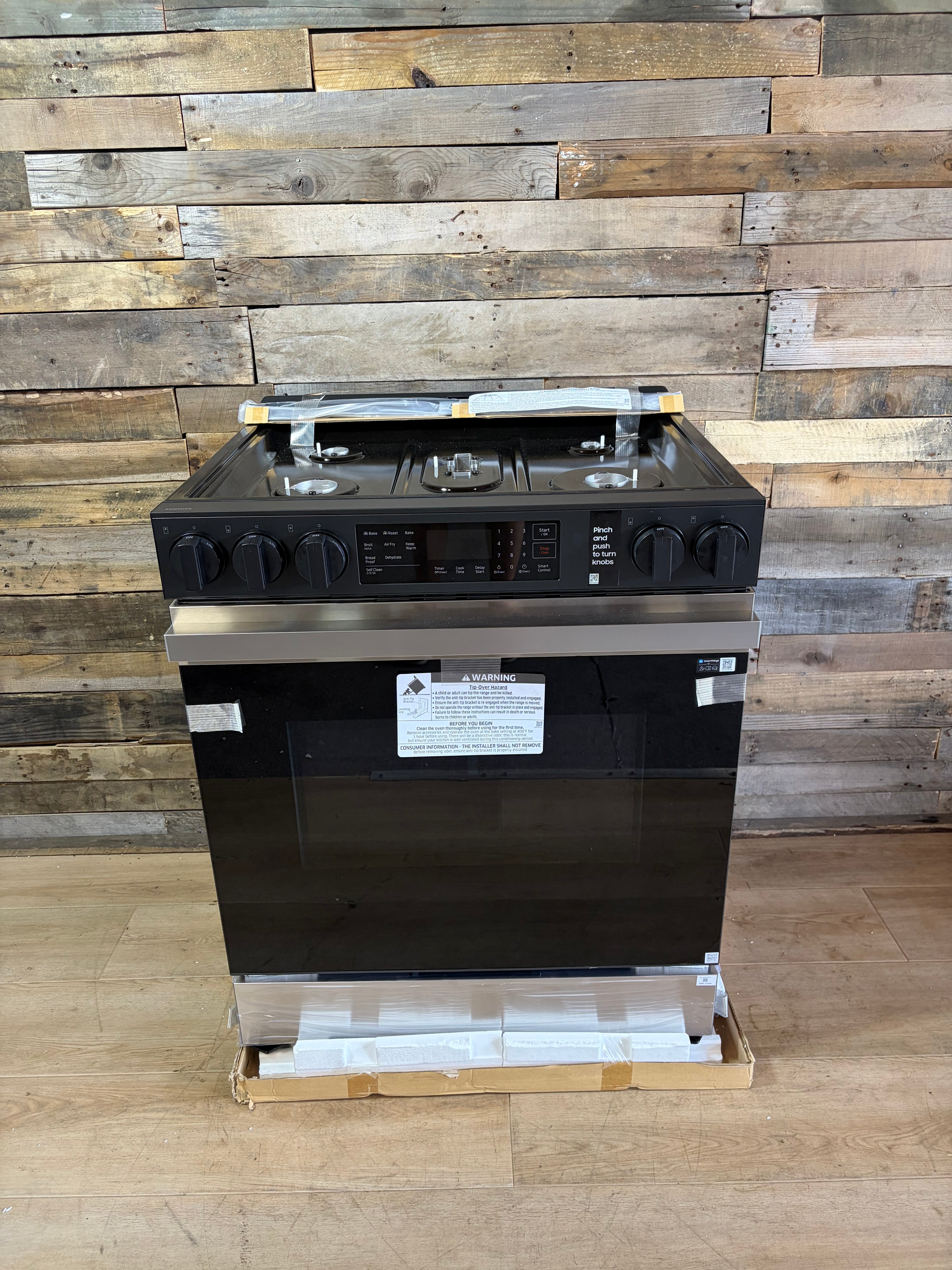 Samsung Bespoke 30" Stainless Steel Slide-In Gas Range With Air Fry and Convection (Propane)