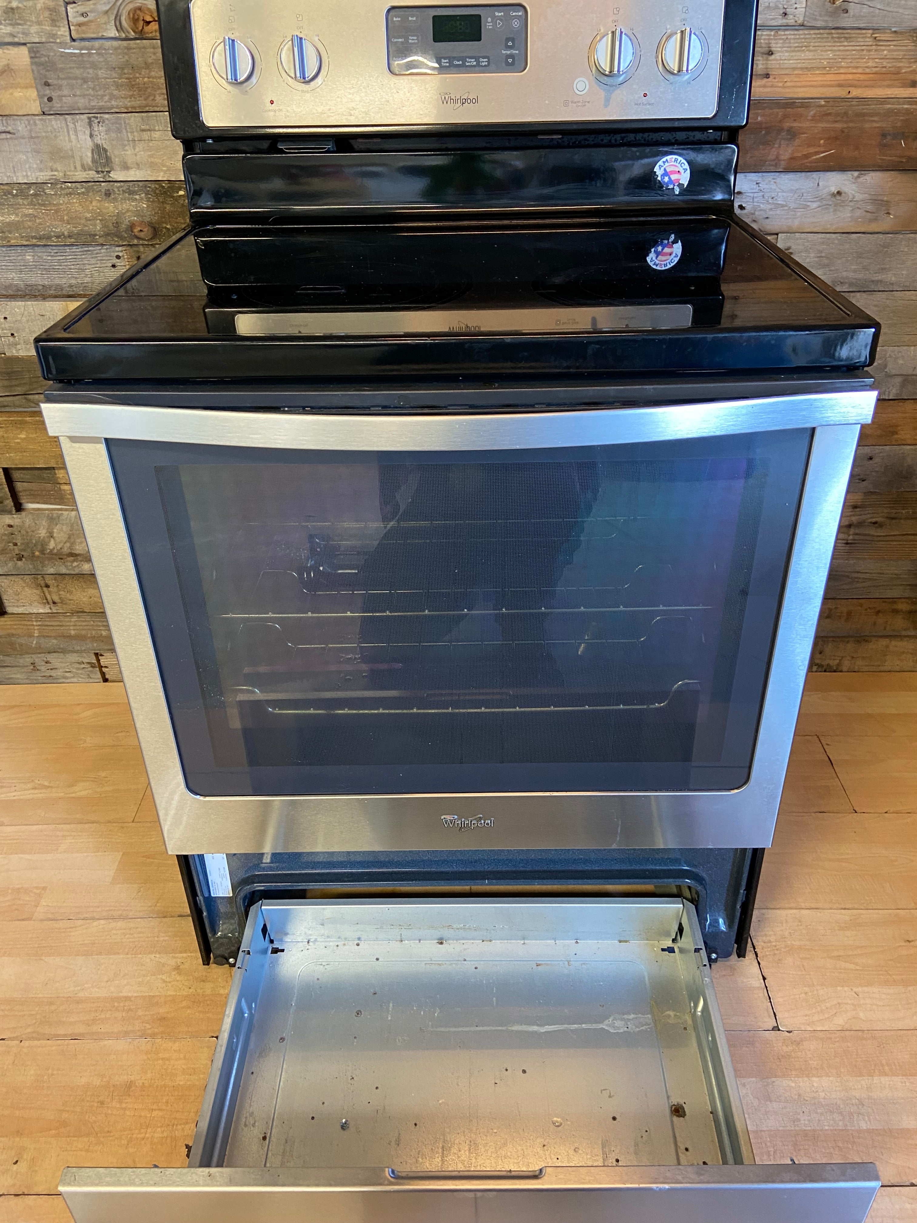 Whirlpool Stainless 5 Burner Convection Range