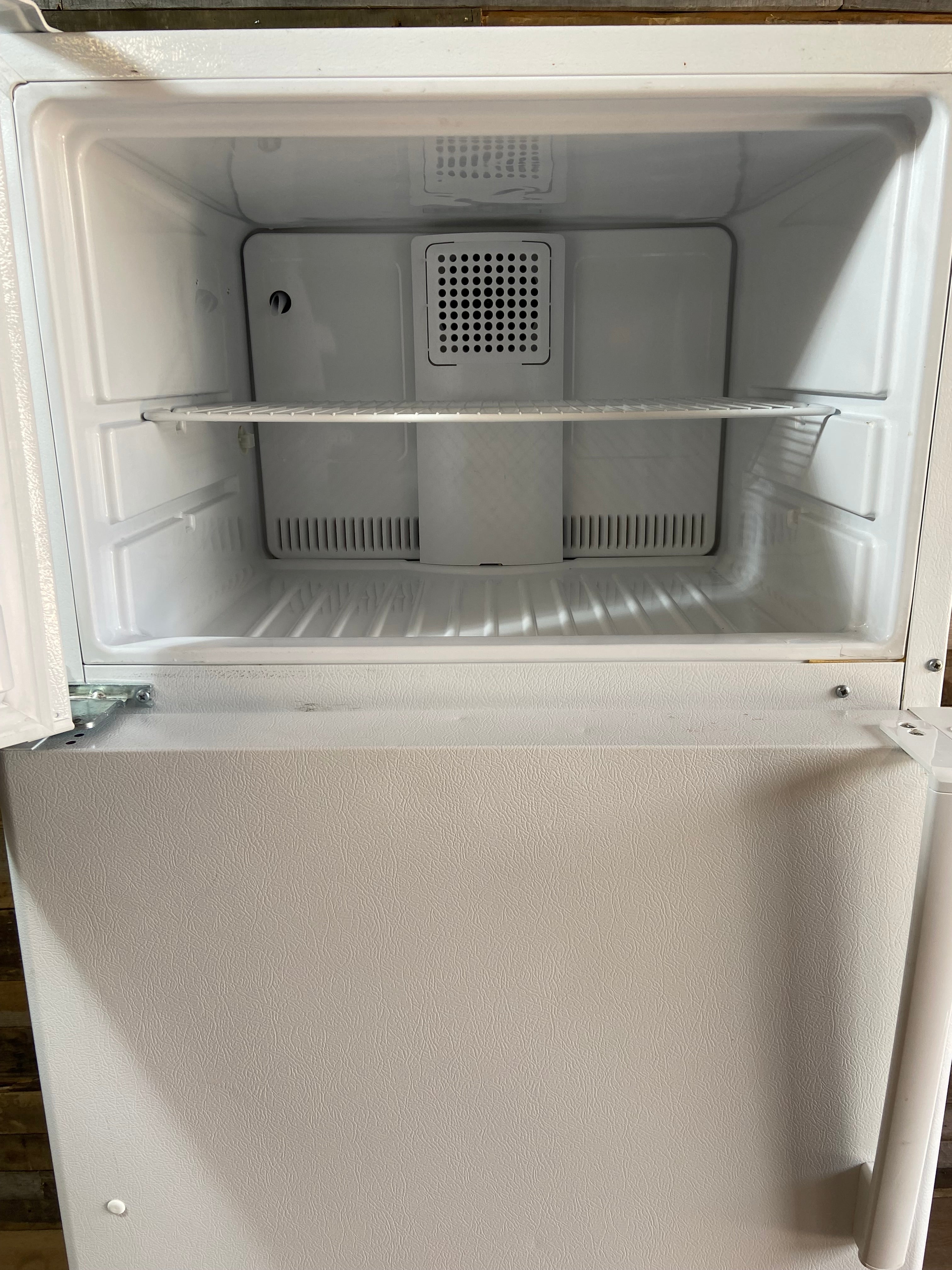 GE White Top/Bottom Refrigerator