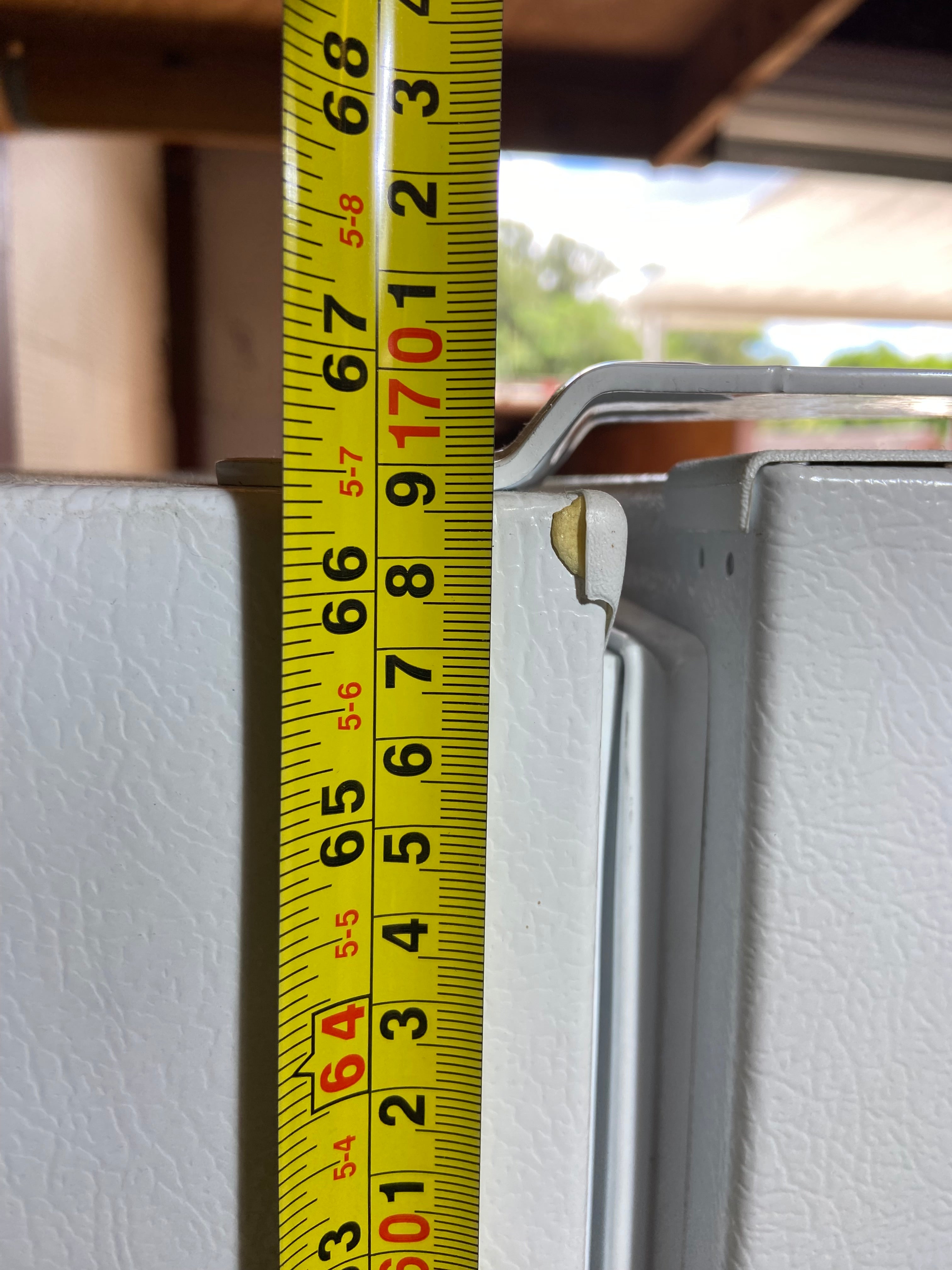 GE White Top/Bottom Refrigerator