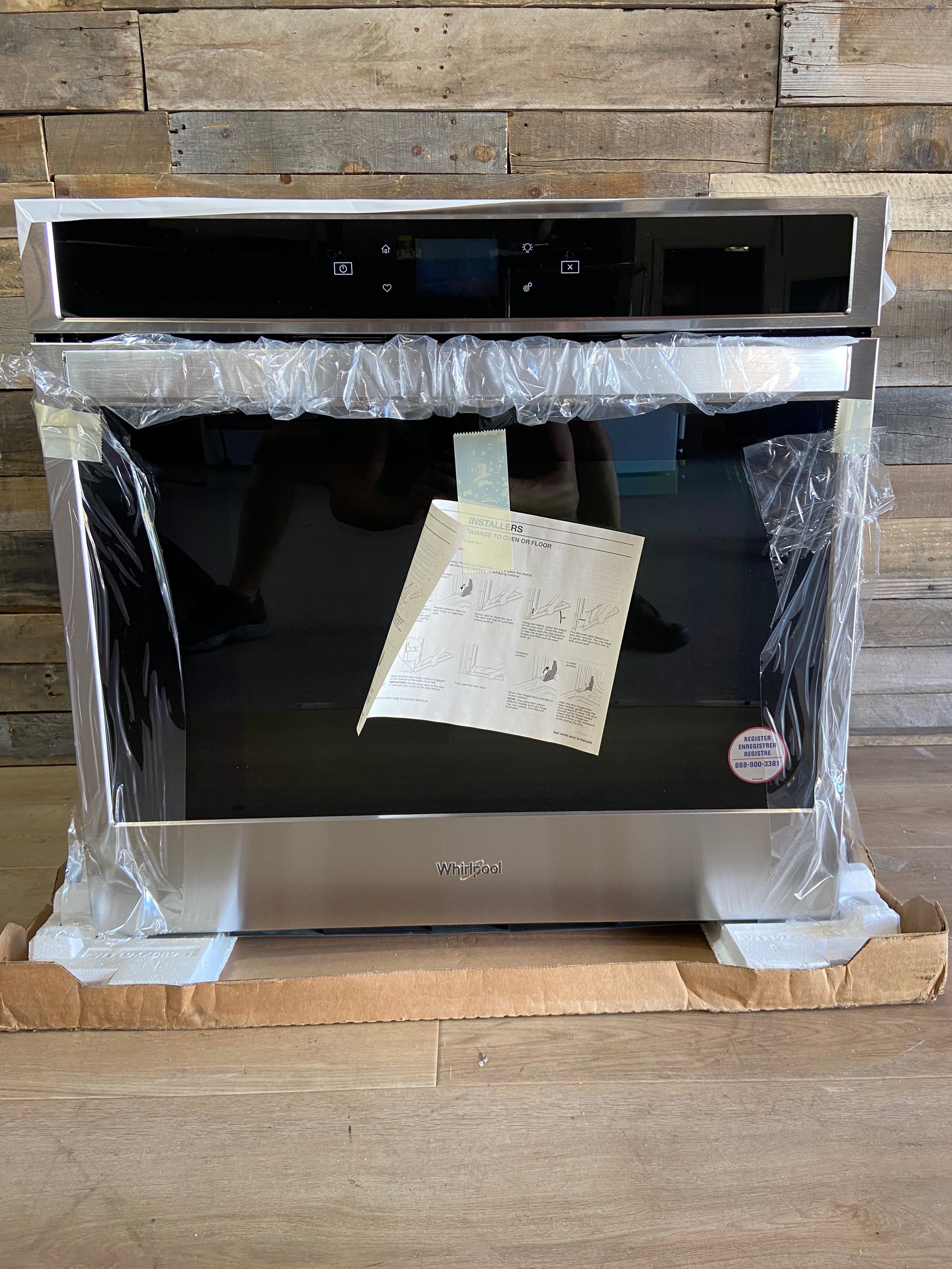 Whirlpool® 30" FingerPrint Resistant Stainless Steel Single Electric Wall Oven