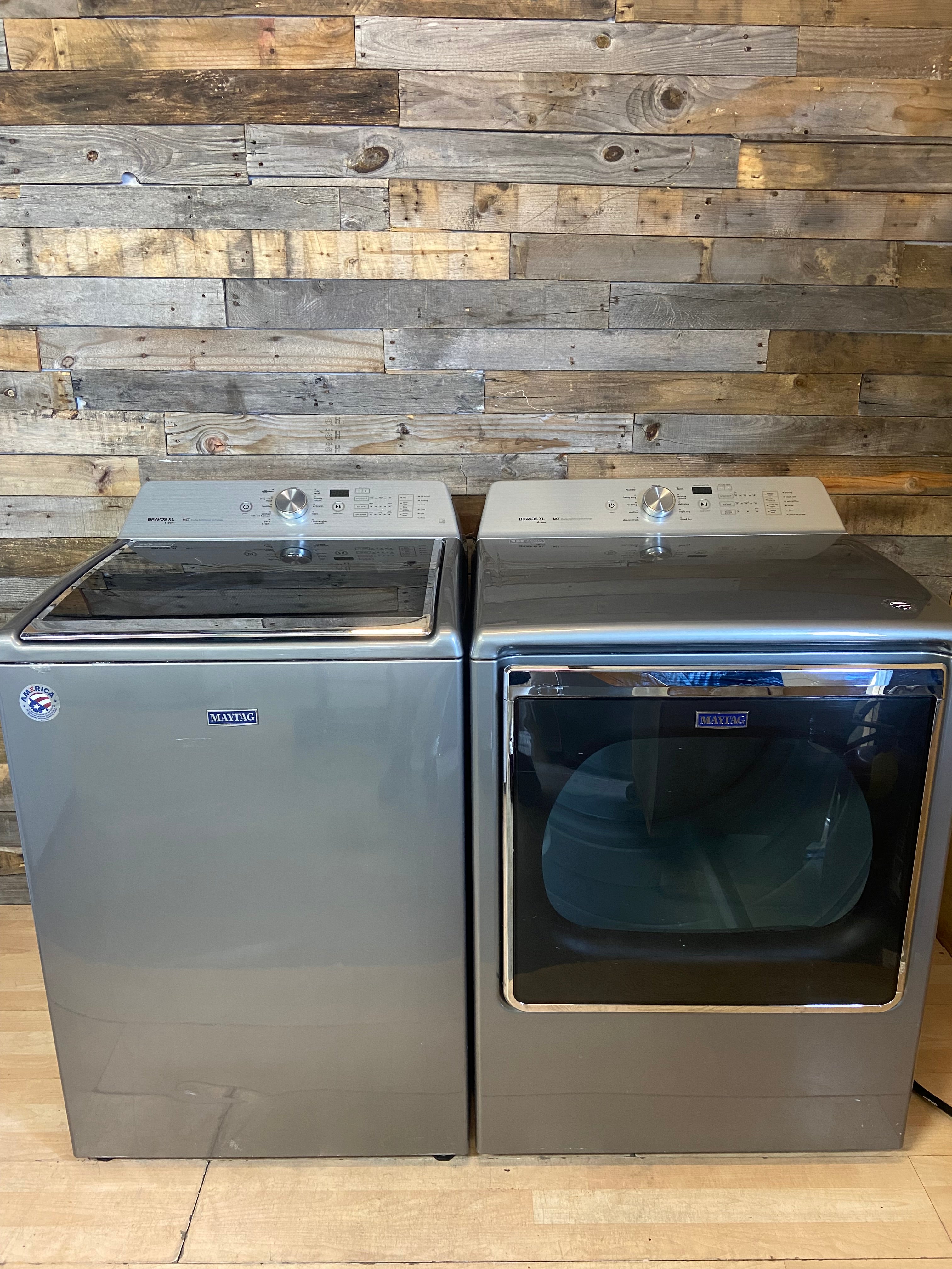 Maytag Bravo XL Glass Top Grey Top Load Set