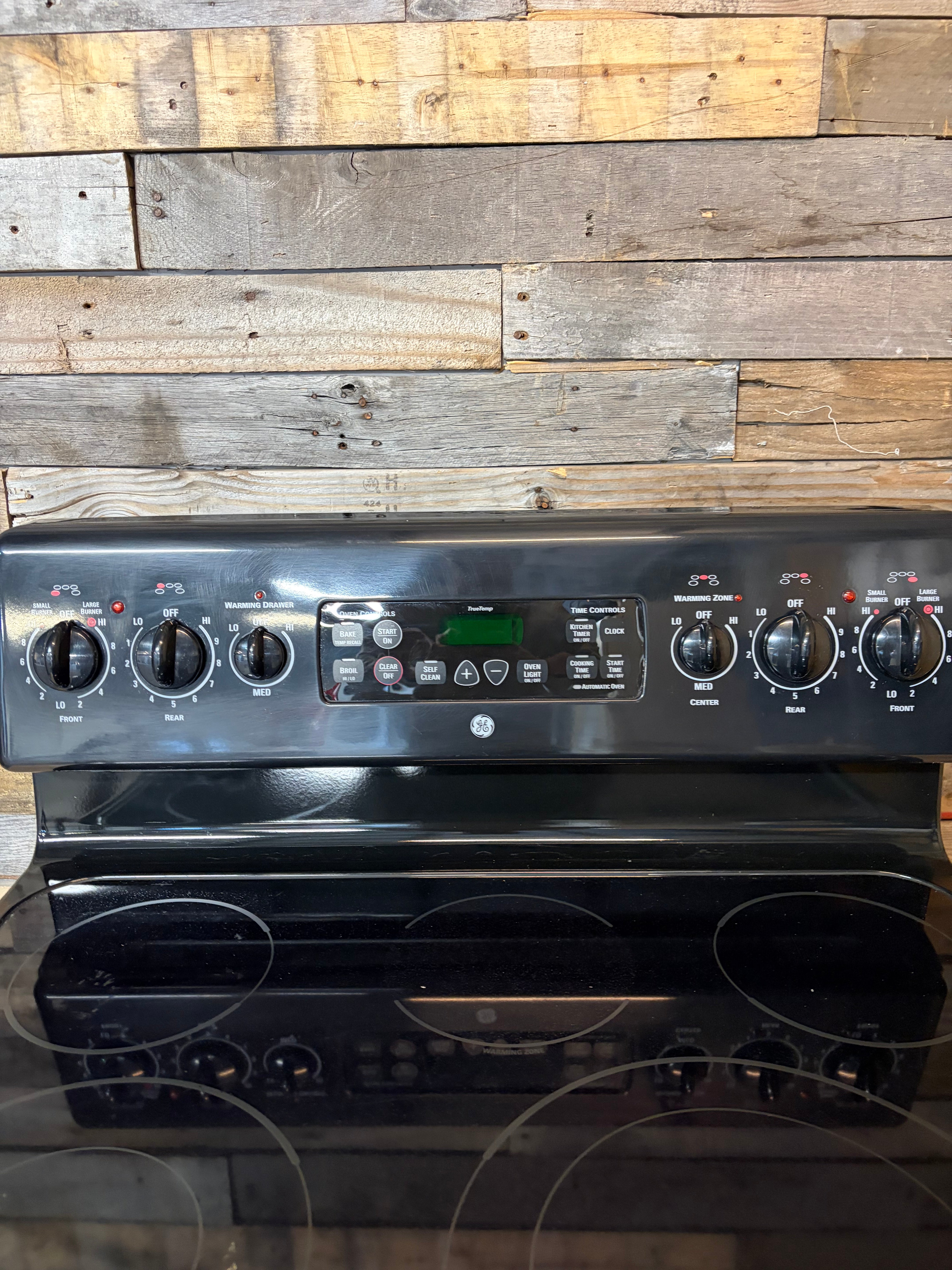 GE Black 5 Burner Glass Top Range With Warming Drawer