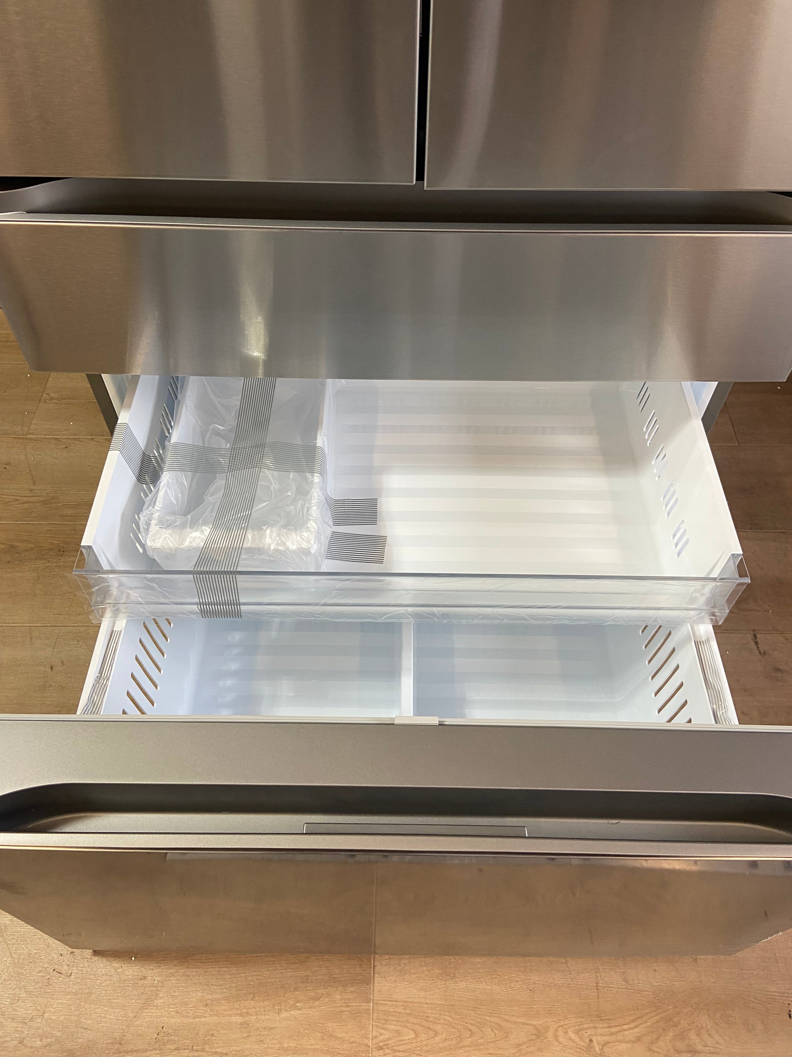 LG 30 cu. ft. Smart Standard-Depth MAX™ 4-Door French Door Refrigerator with Full-Convert Drawer™
