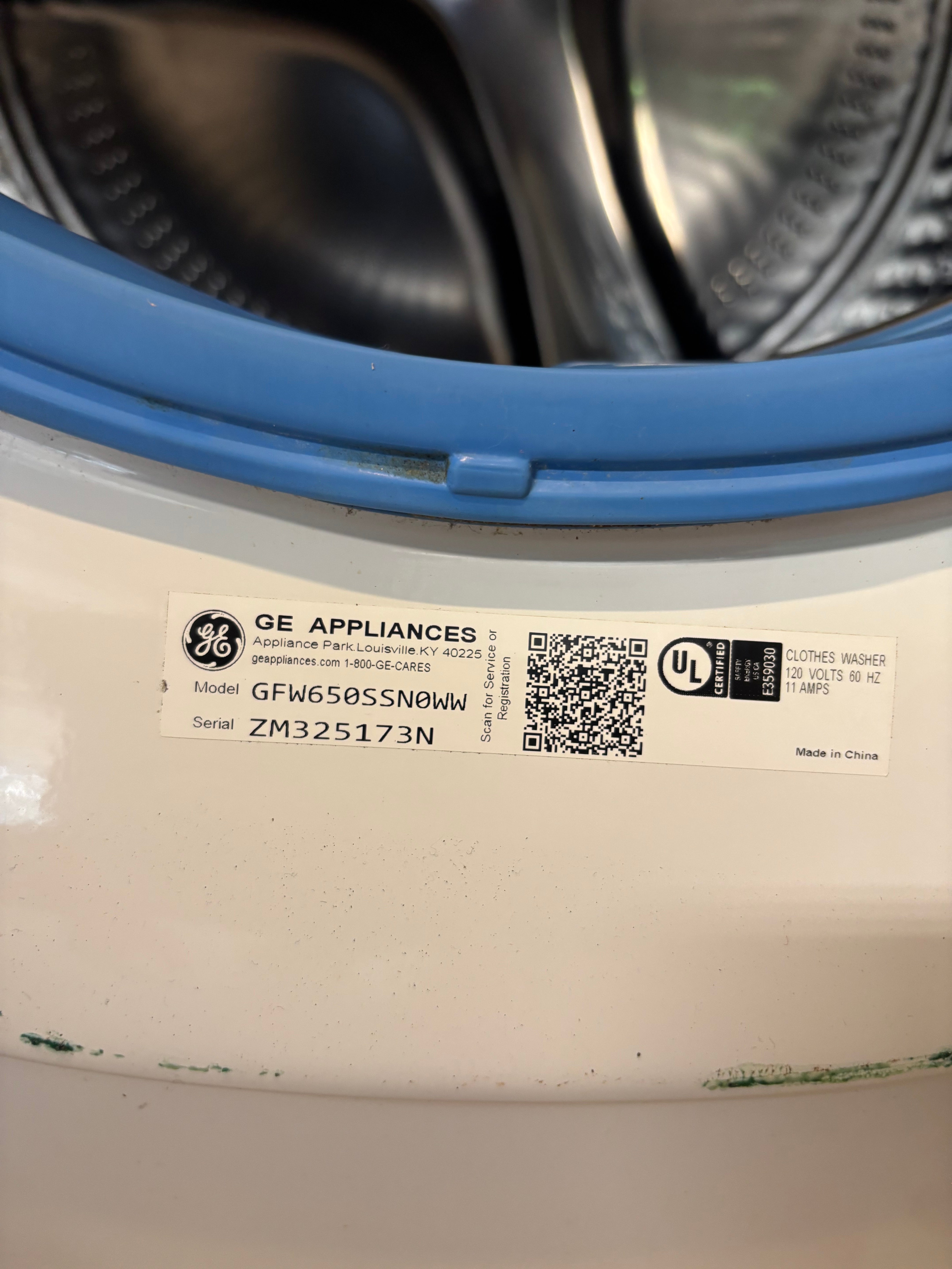 GE White Front Load Set