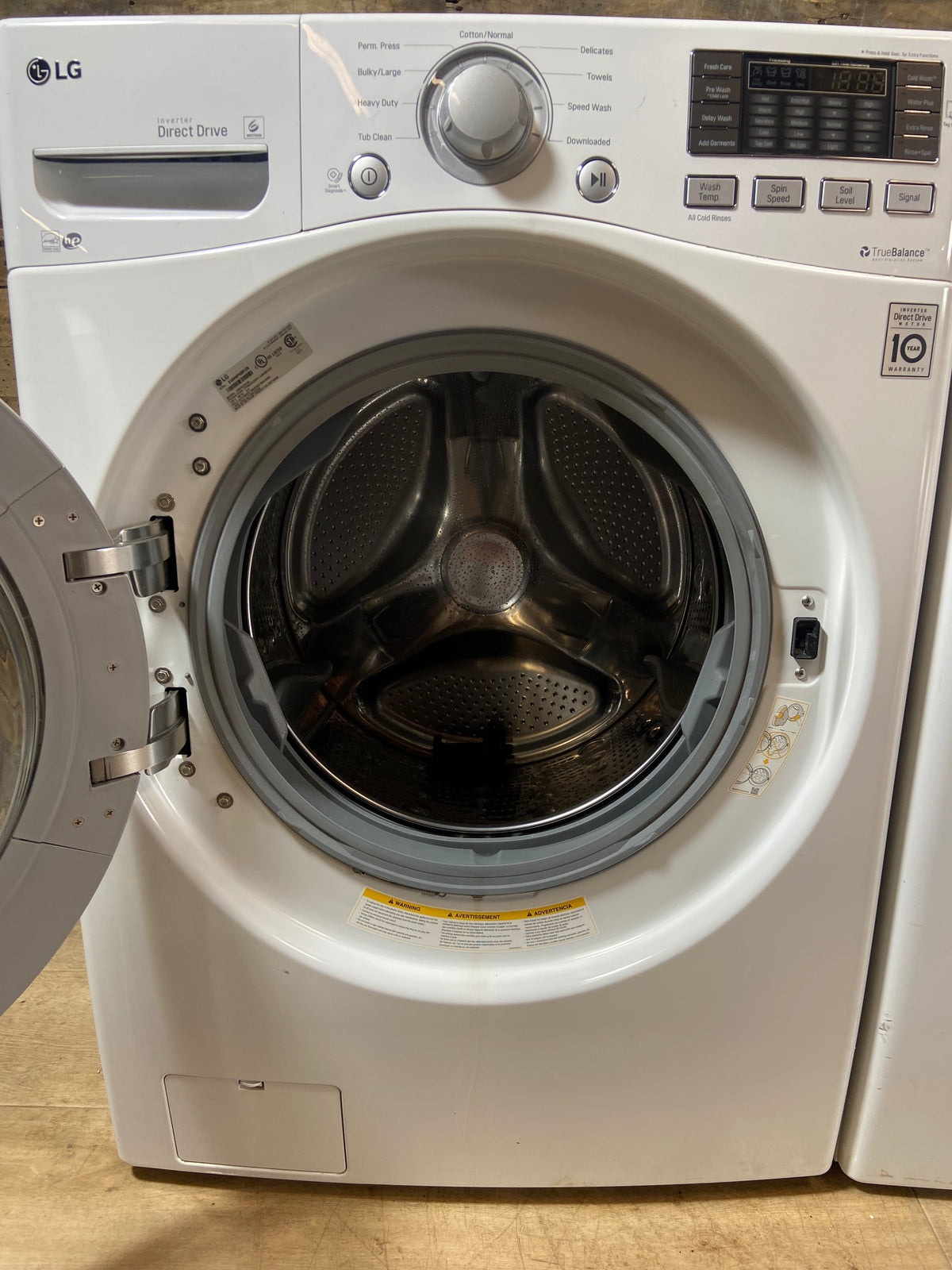 LG Front Load Washer & Dryer Set