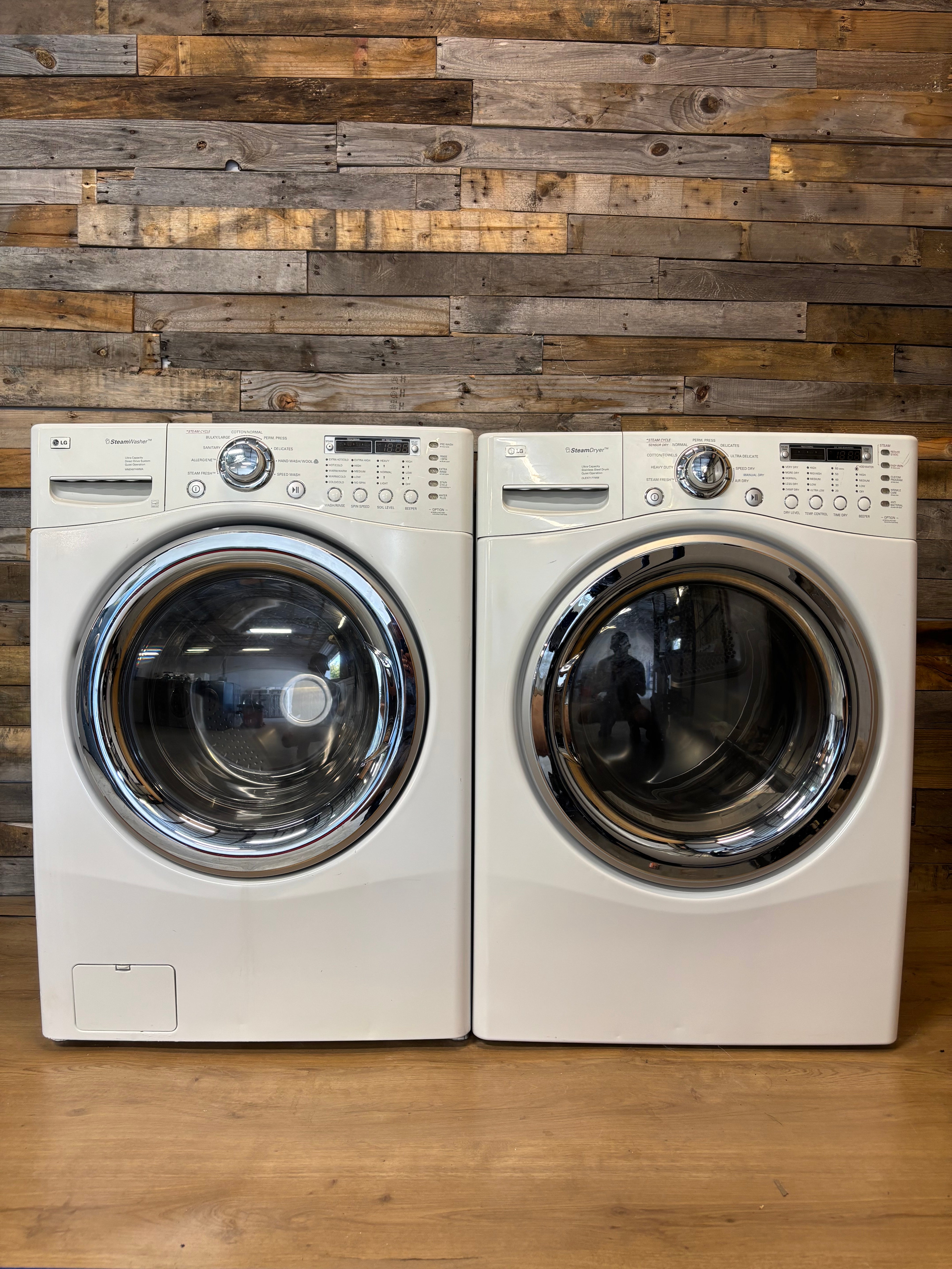 White Lg Steam Front Load Set