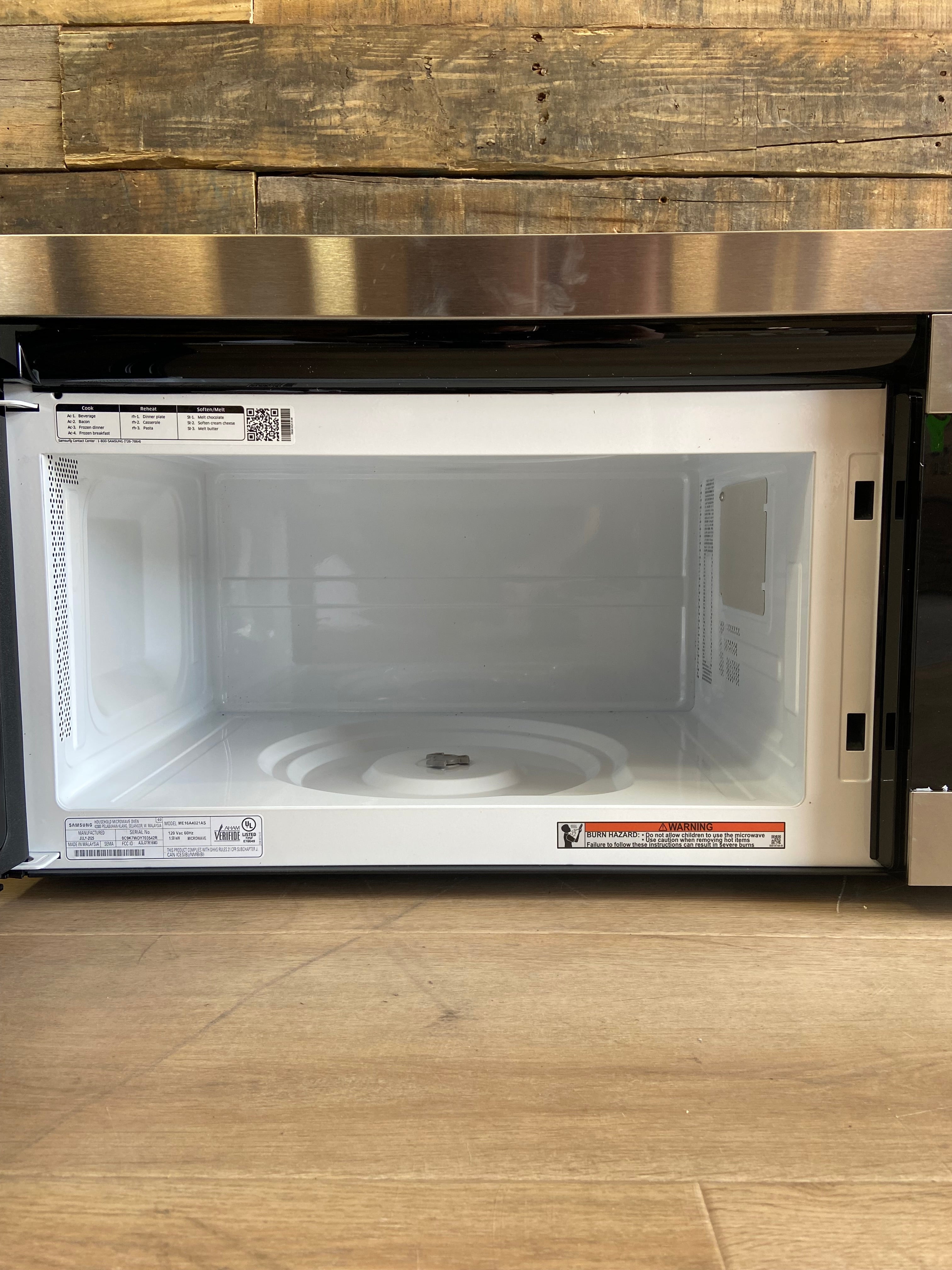 Stainless Samsung 1.6 cu. ft. 1000 W Over-the-Range Microwave with Auto Cook