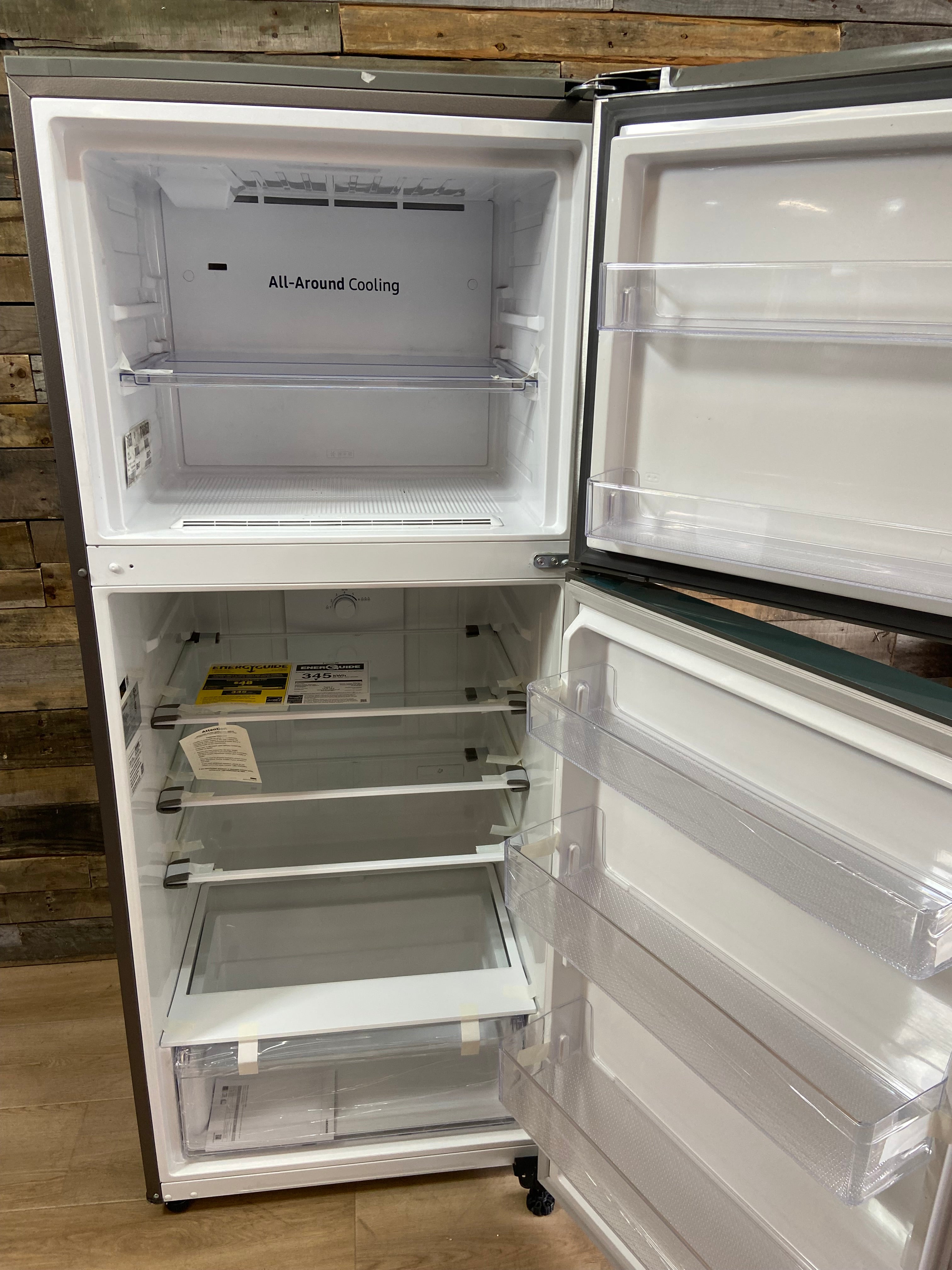 Samsung 28" 15.6 Cu. Ft. Stainless Steel Top Freezer Refrigerator