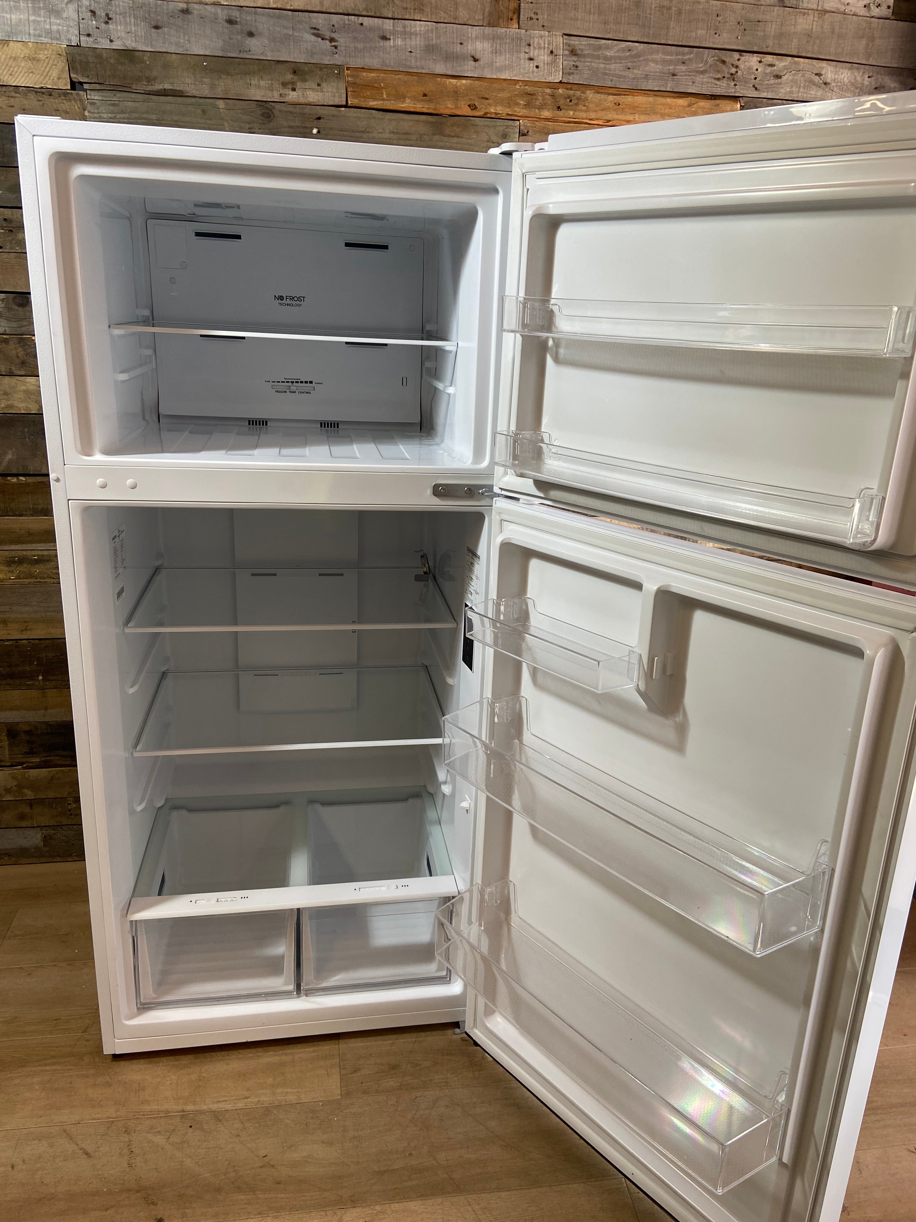 Mora 18 cu. ft. Top Freezer Refrigerator