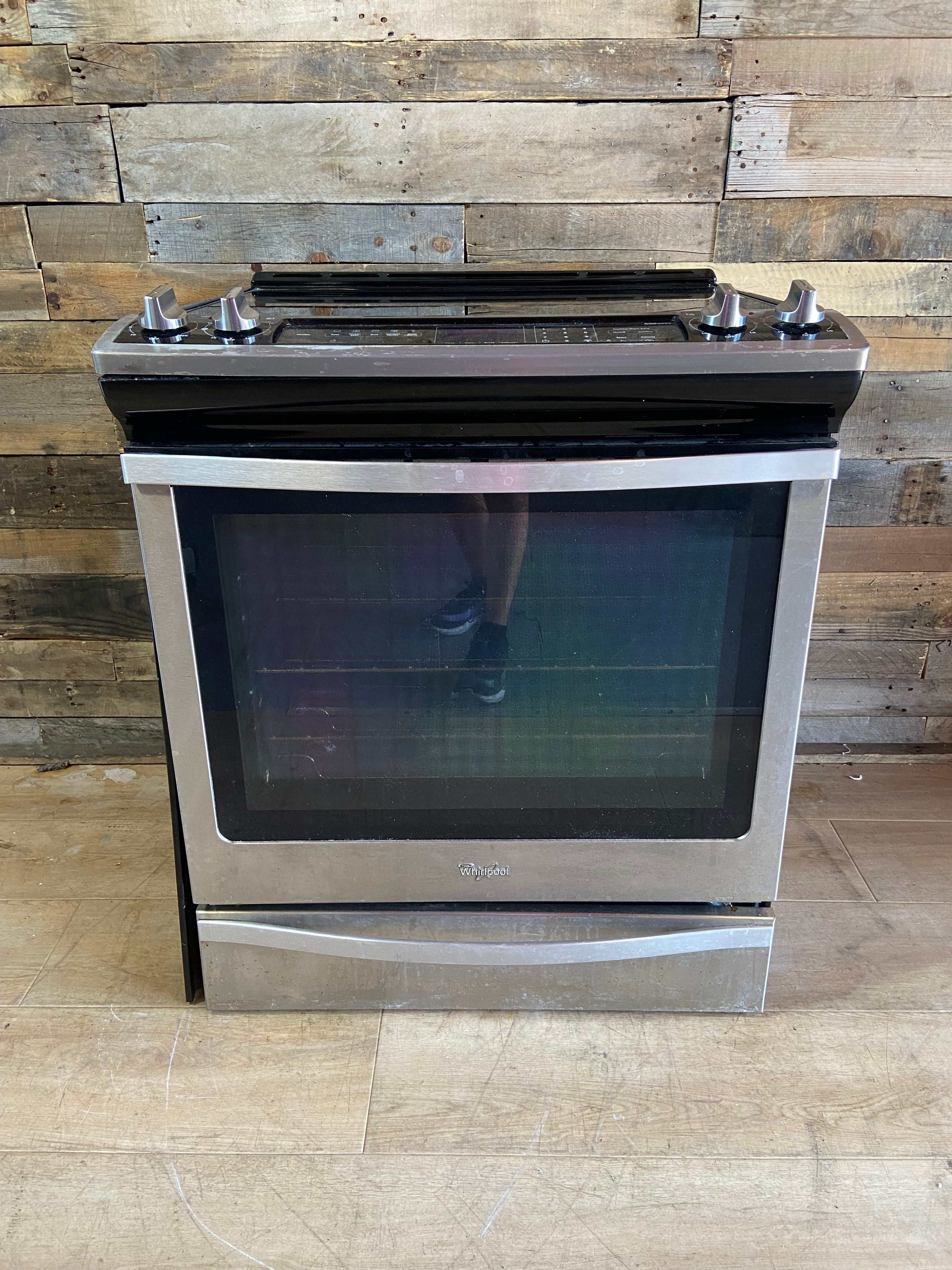 Whirlpool Stainless 5 Burner Convection Slide in Range
