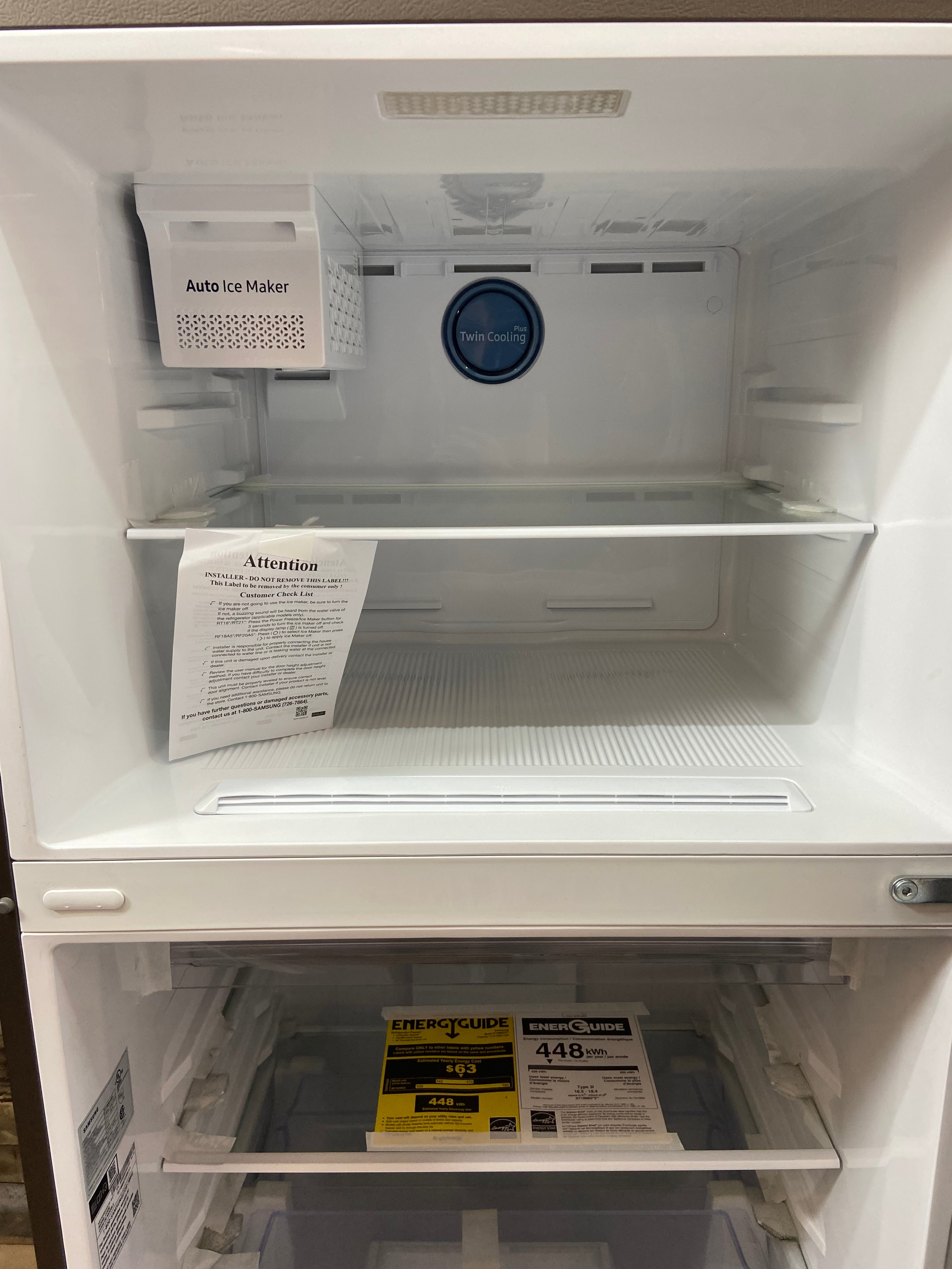 Samsung 18-Cu. Ft. Top Freezer Refrigerator with Ice Maker
