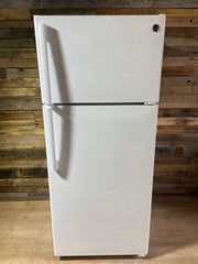 GE White Top/Bottom Refrigerator With Ice Maker