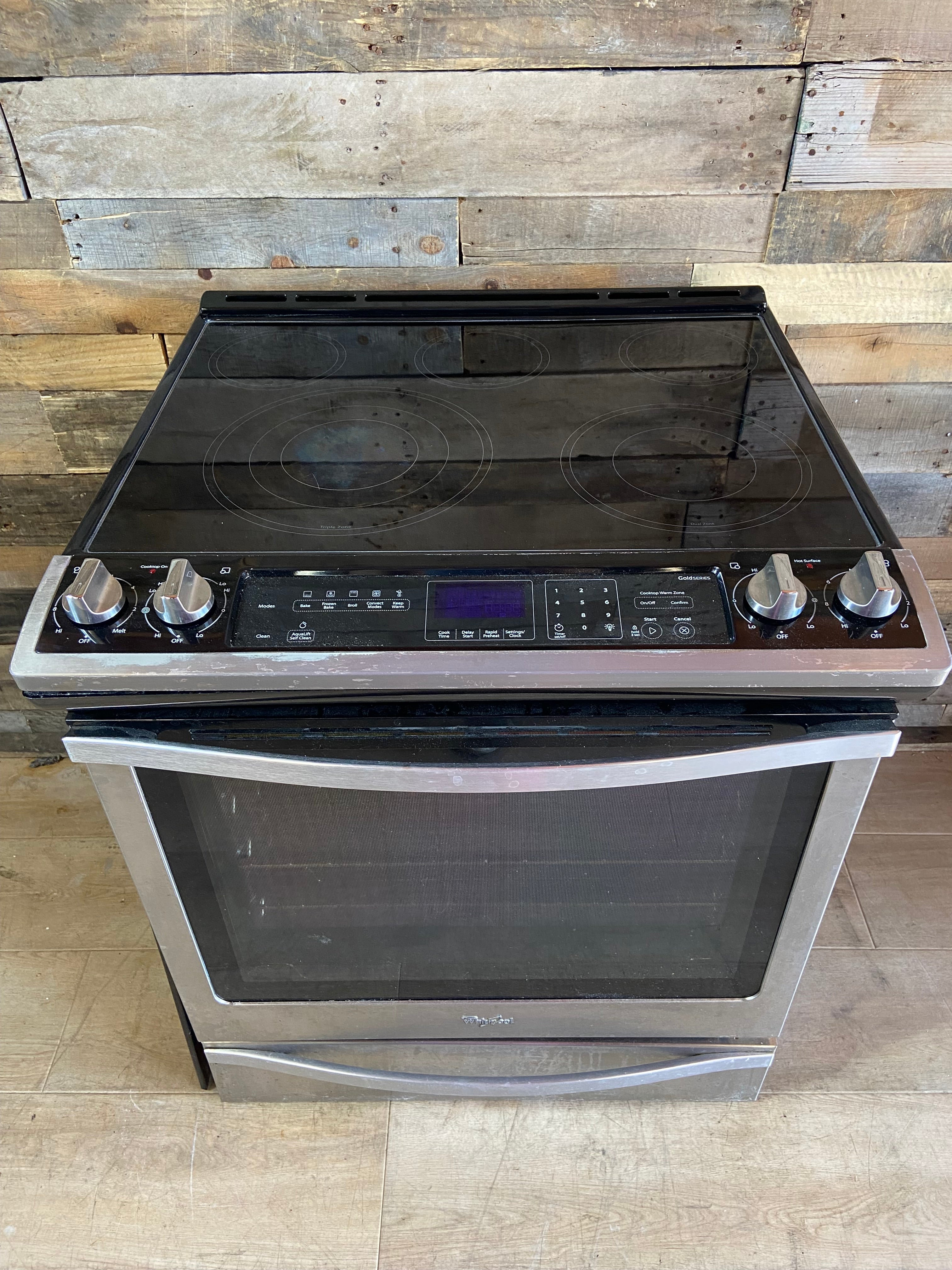 Whirlpool Stainless 5 Burner Convection Slide in Range
