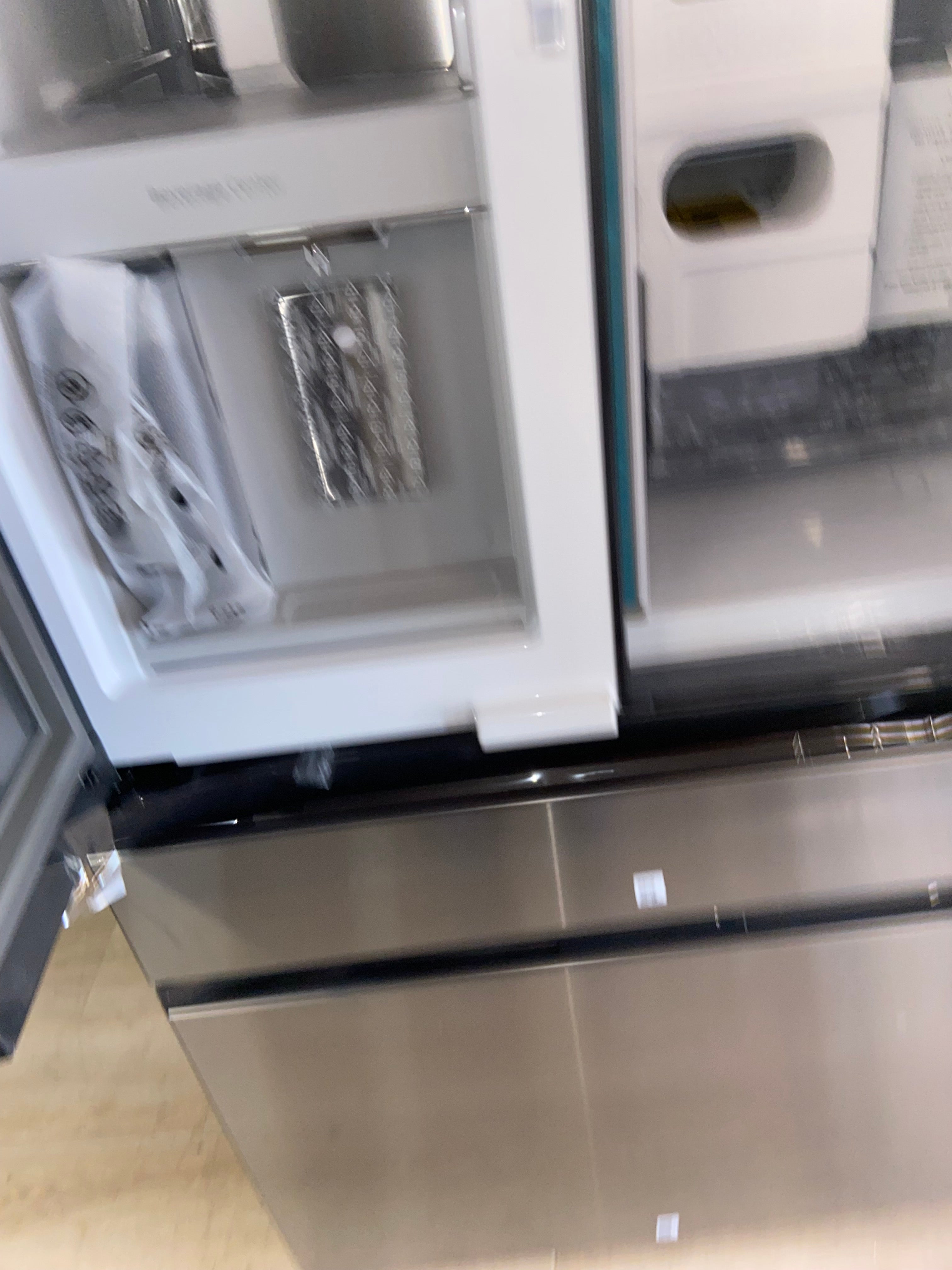 Samsung Bespoke 36 in. 29 cu. ft. Standard Depth 4-Door French Door Refrigerator with Sphere Ice in Stainless Steel