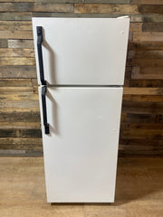 Kenmore 23.5” Wide Top/Bottom Refrigerator