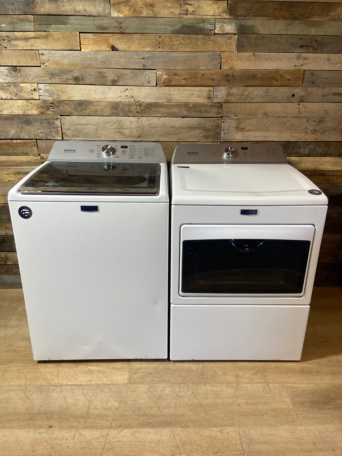 Maytag Commercial Technology Large Capacity Washer & Dryer Set