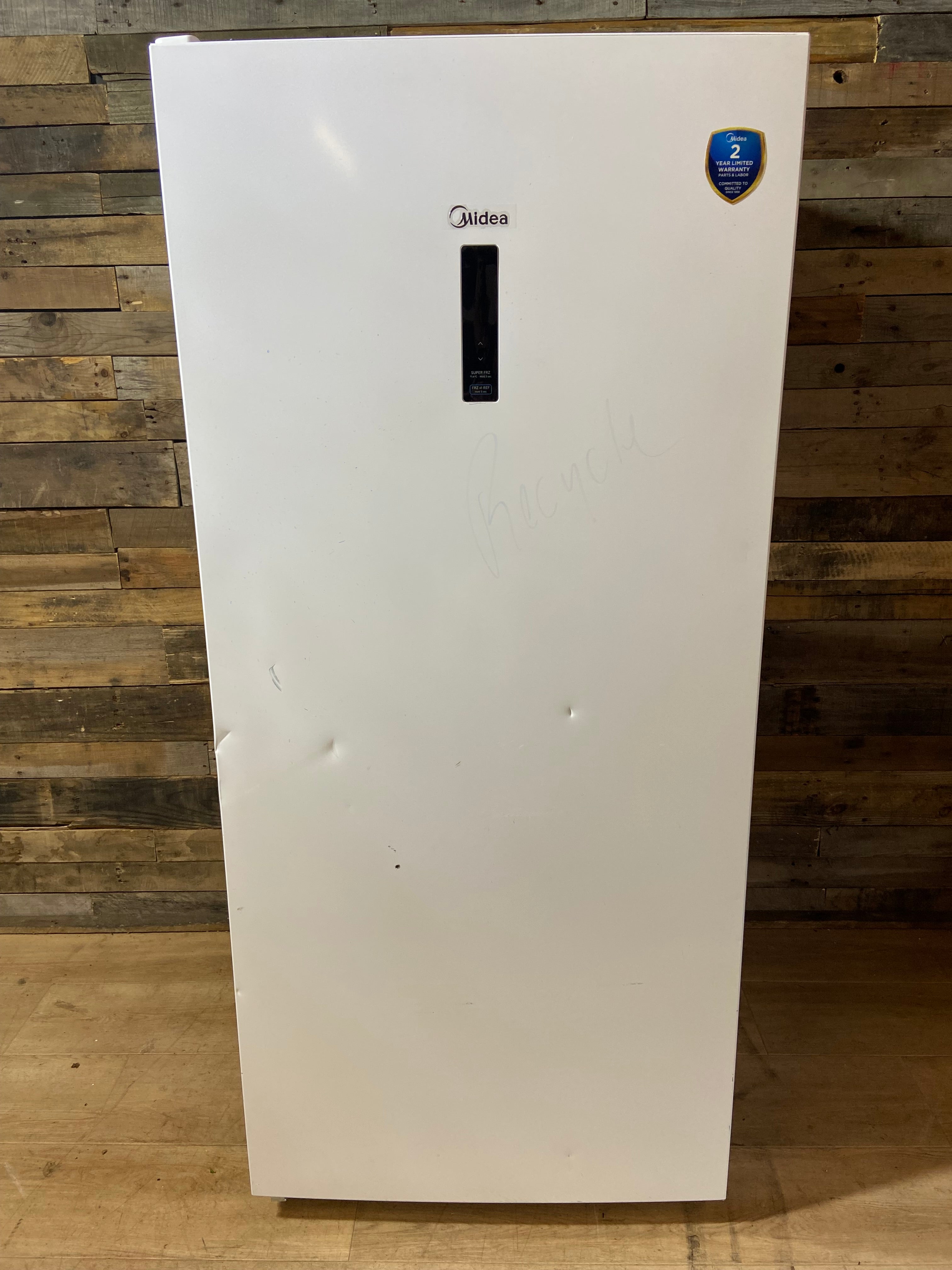 Midea Digital Control Convertible 21.1-cu ft Garage Ready Frost-free Upright Freezer