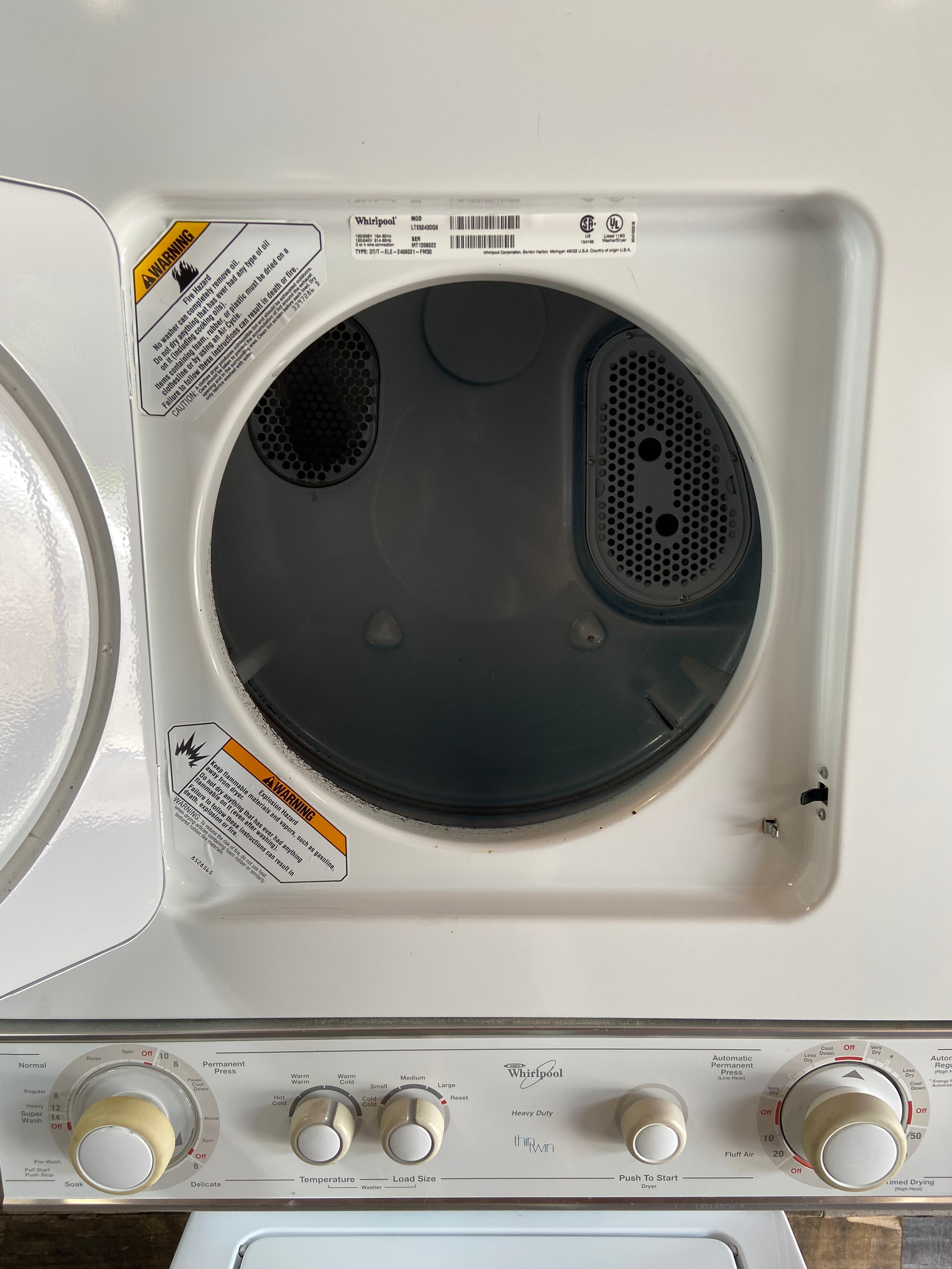 Whirlpool Thin Twin 24inch Stackable (240v)