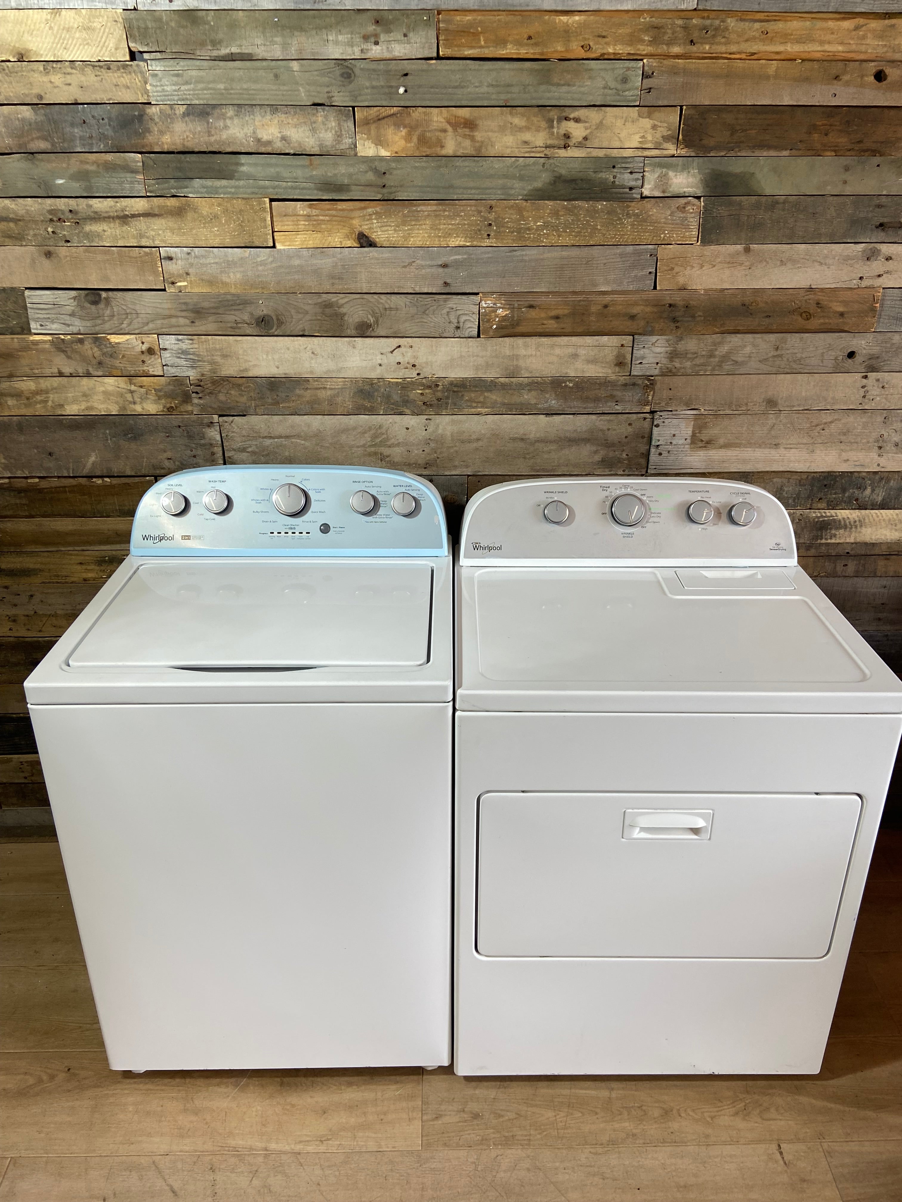 Whirlpool 2in1 Removable Agitator Washer & Dryer Set