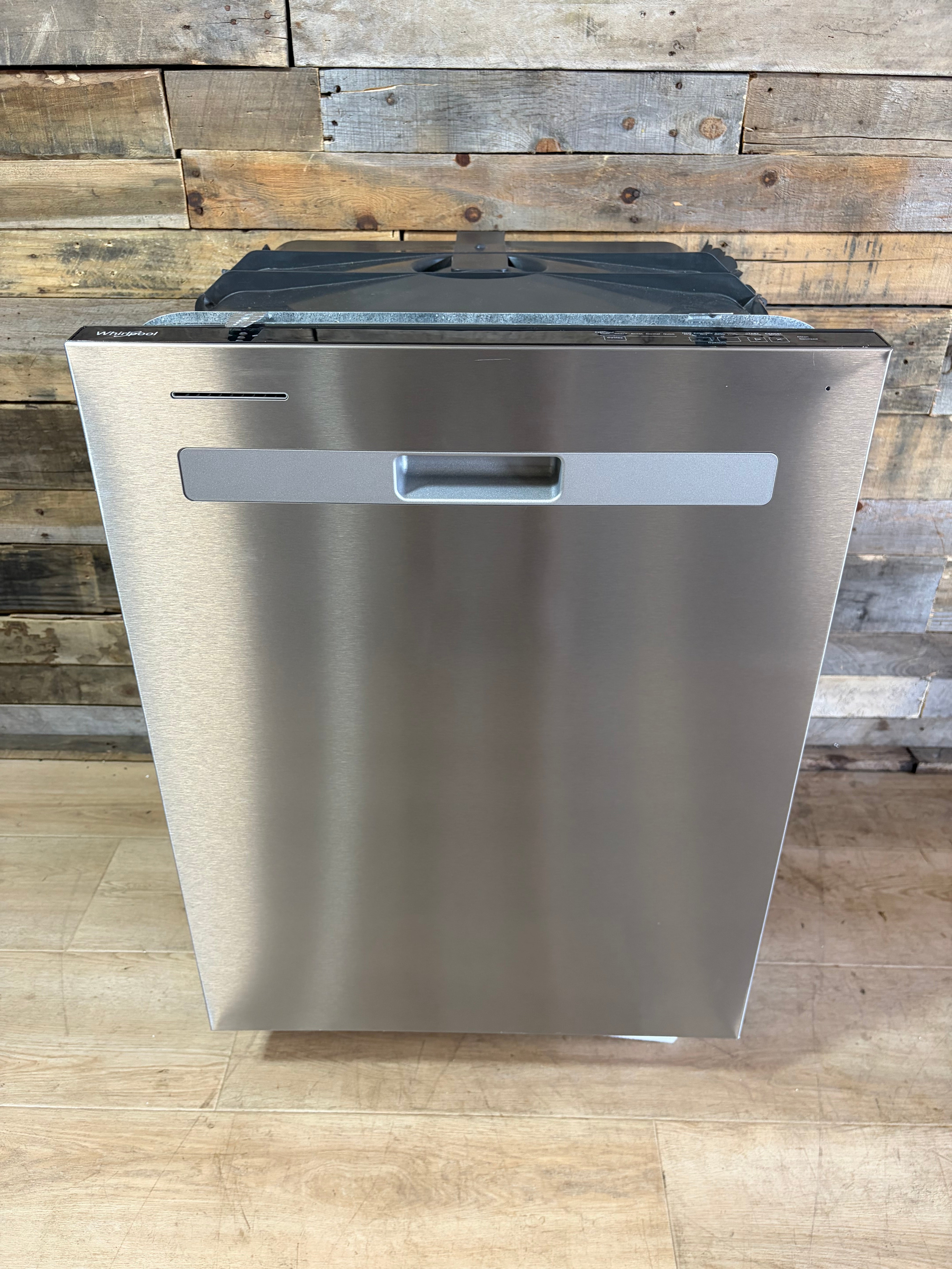 Whirlpool® 24" FingerPrint Resistant Stainless Steel Built In Dishwasher
