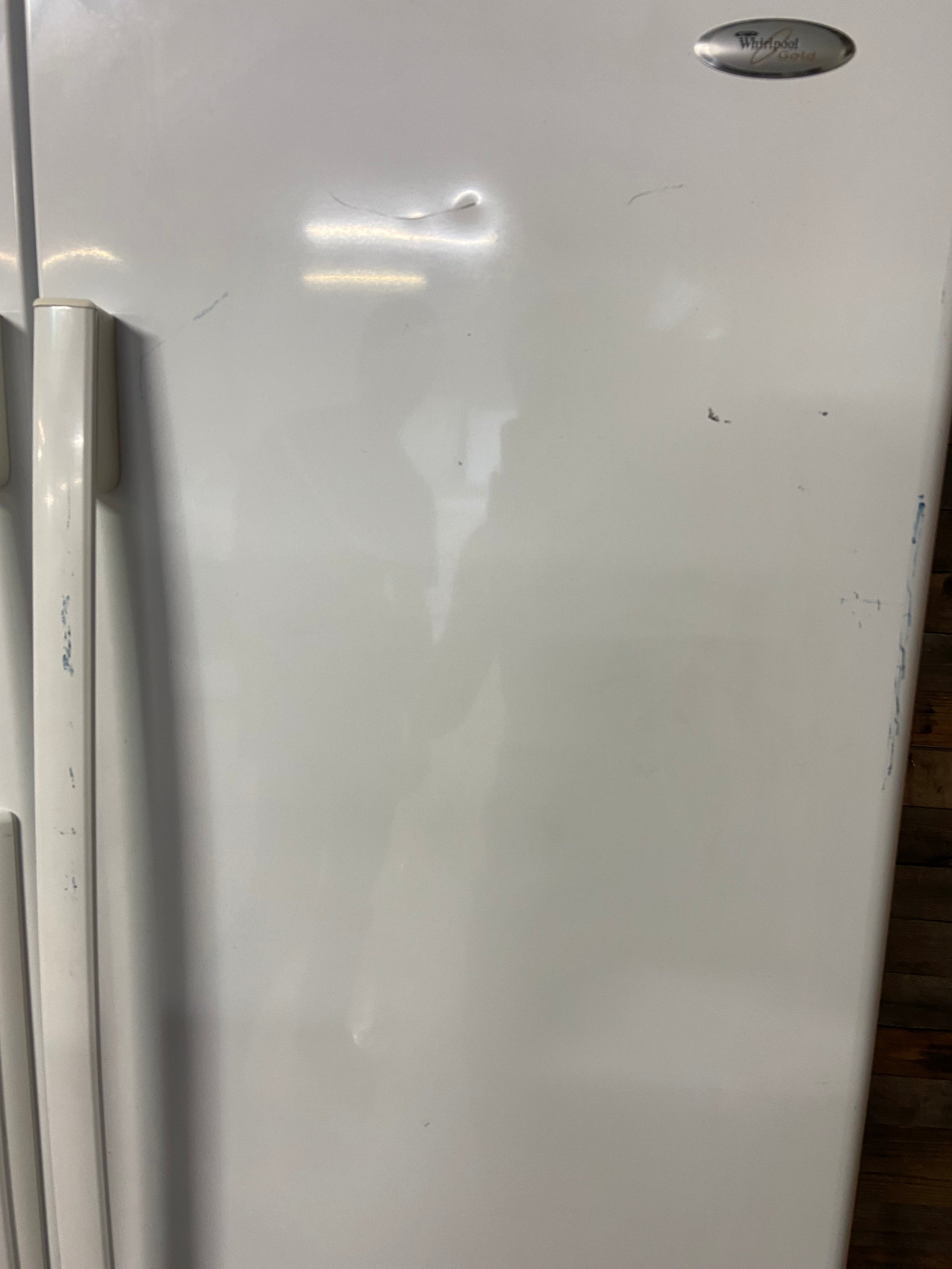 White Whirlpool Gold side by side