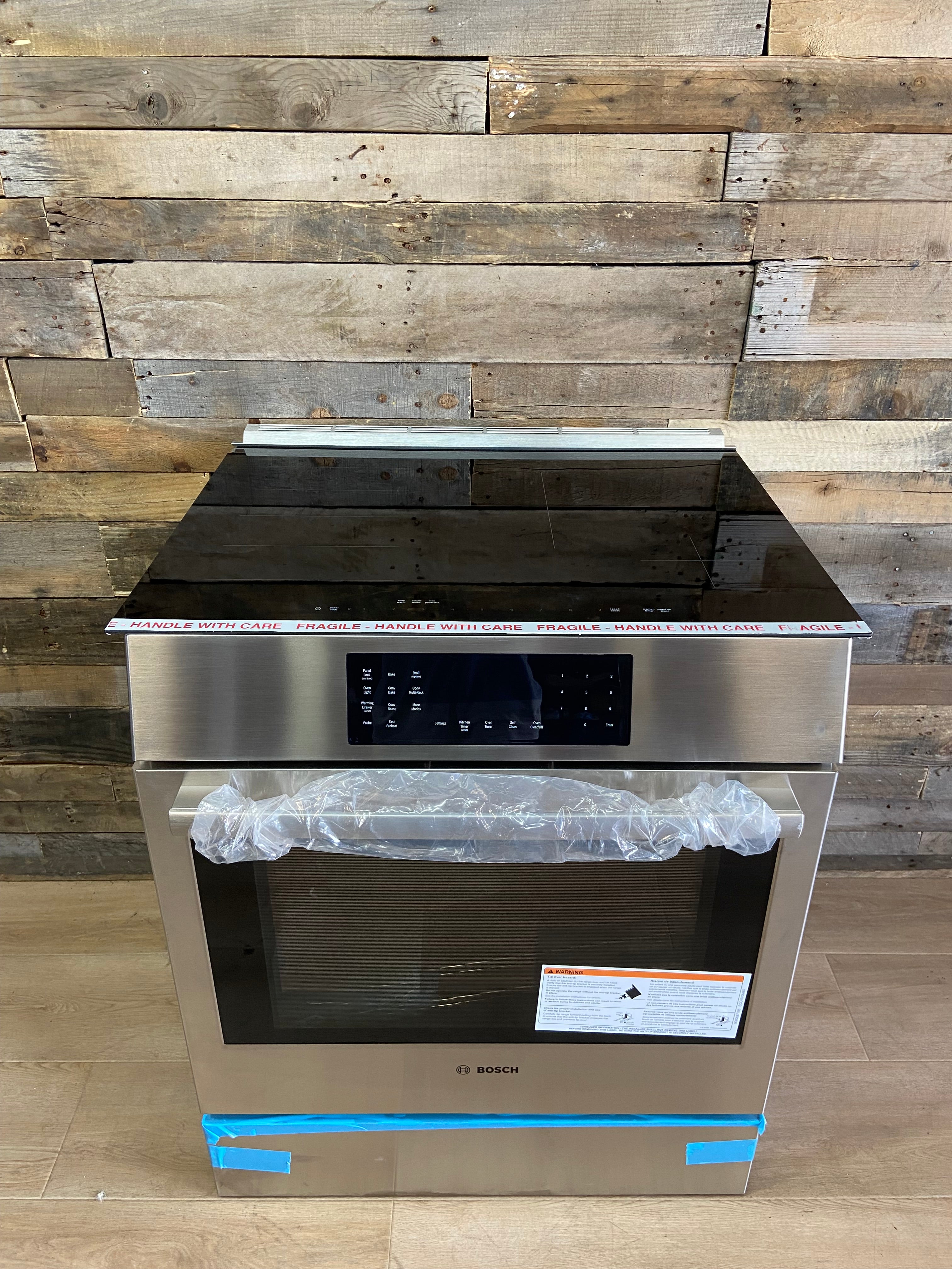 Bosch Benchmark Series HIIP057U
30 Inch Slide-In Induction Range
