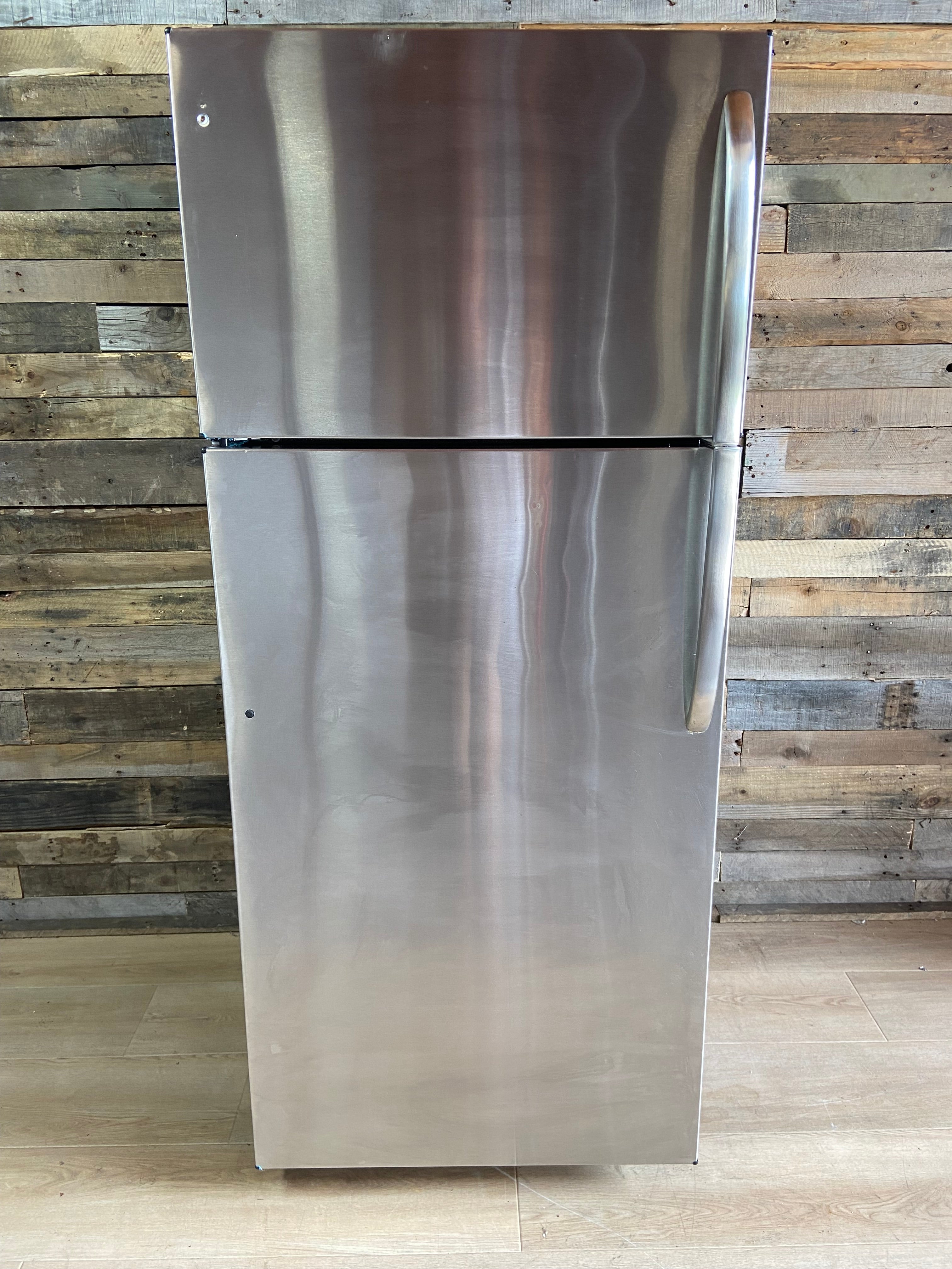 GE Stainless Top Freezer Refrigerator