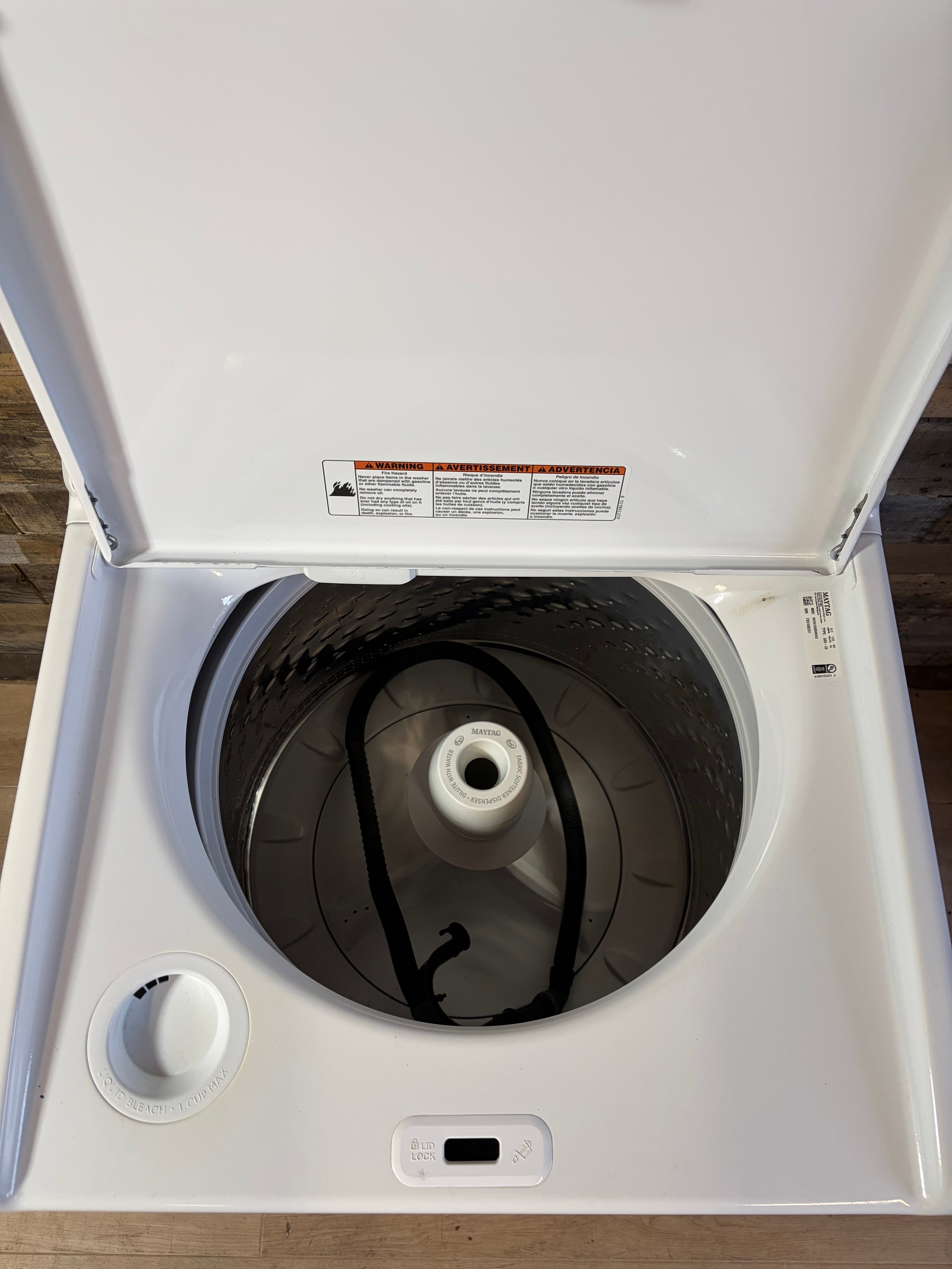 Maytag Large Capacity Top Load Washer With Agitator