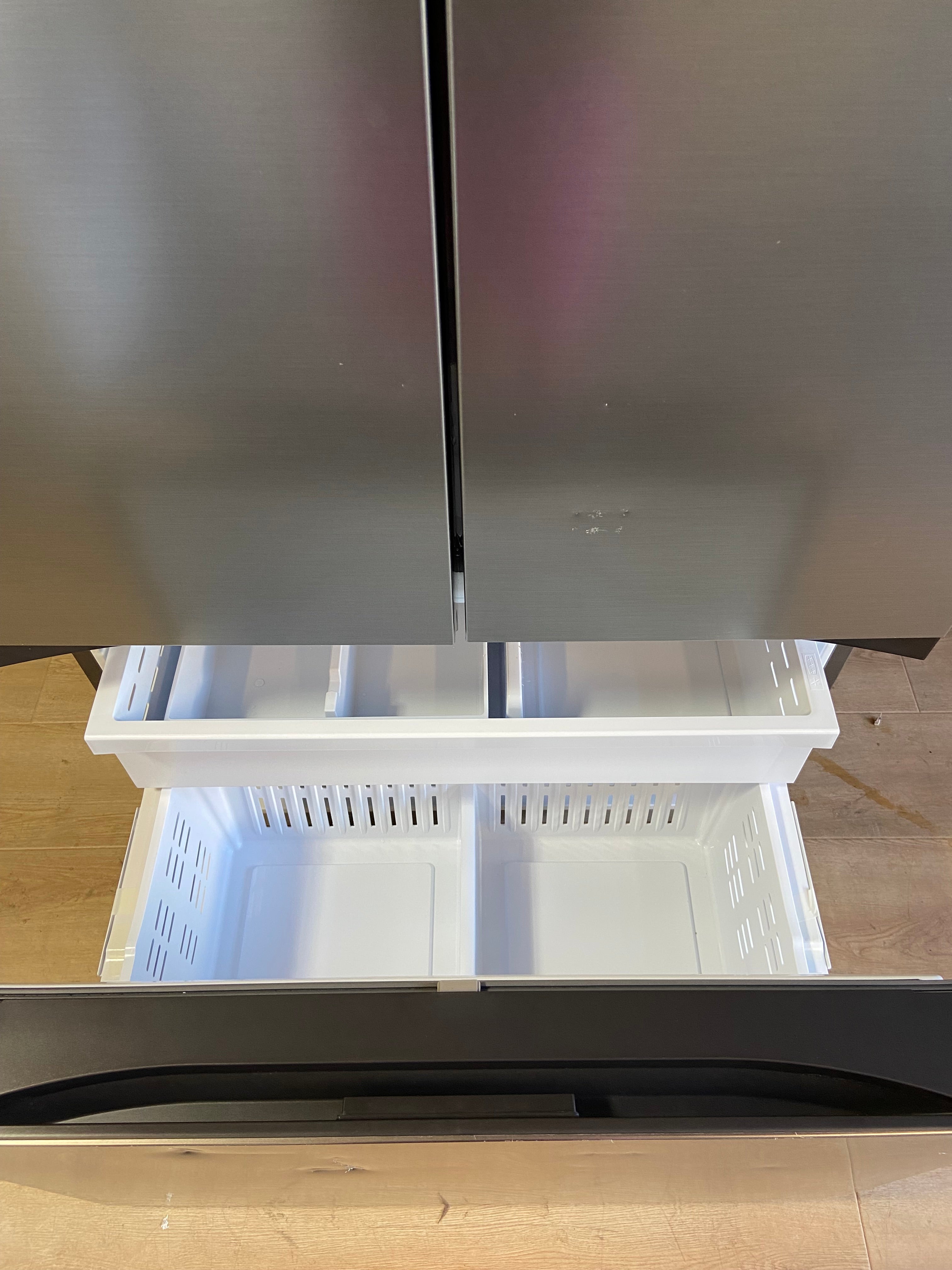 Samsung Counter-Depth Mega Capacity 27-cu ft 3 -Door 36-in Wide with Dual Ice Maker