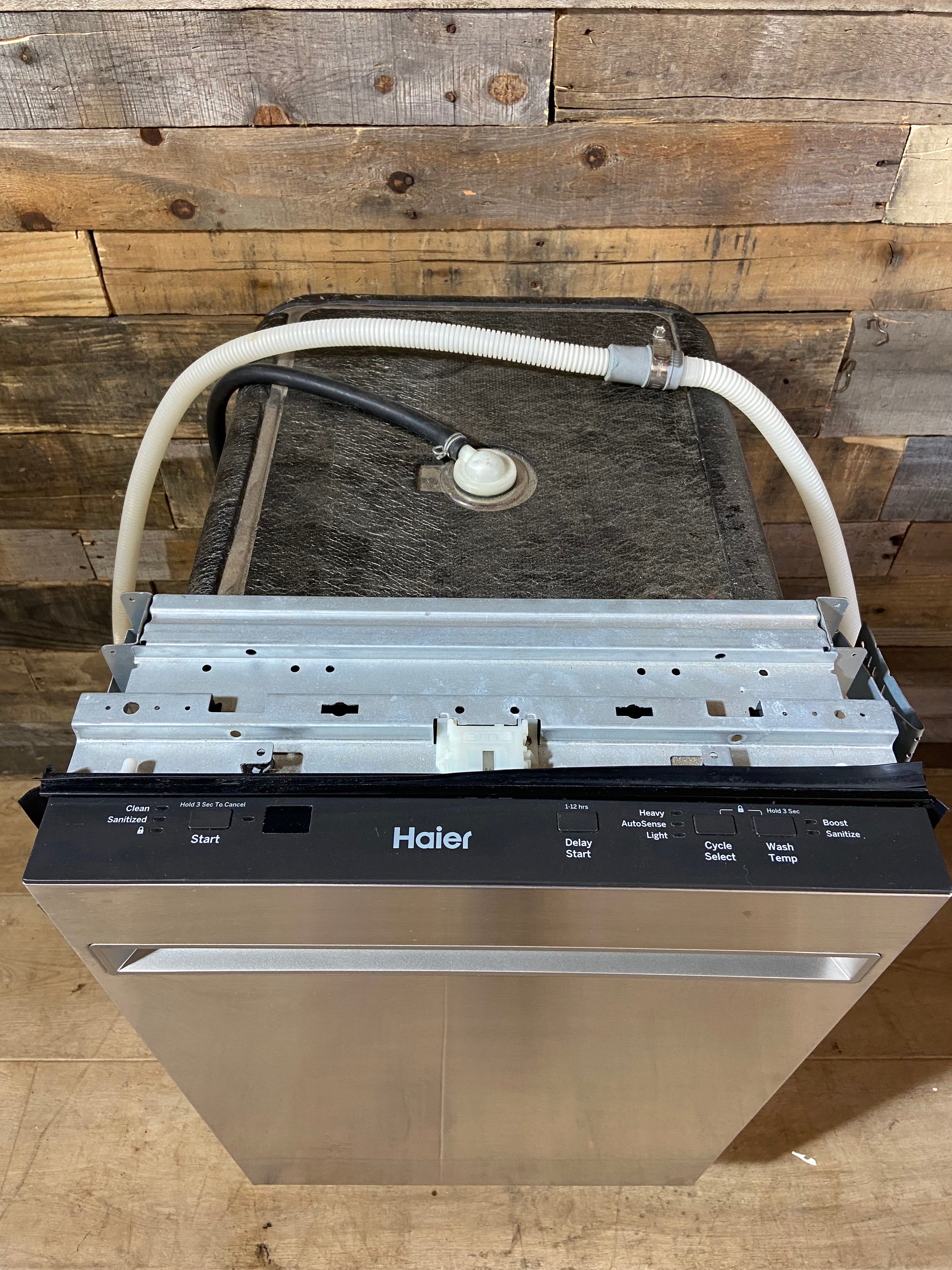 Haier 18 Inch Dishwasher