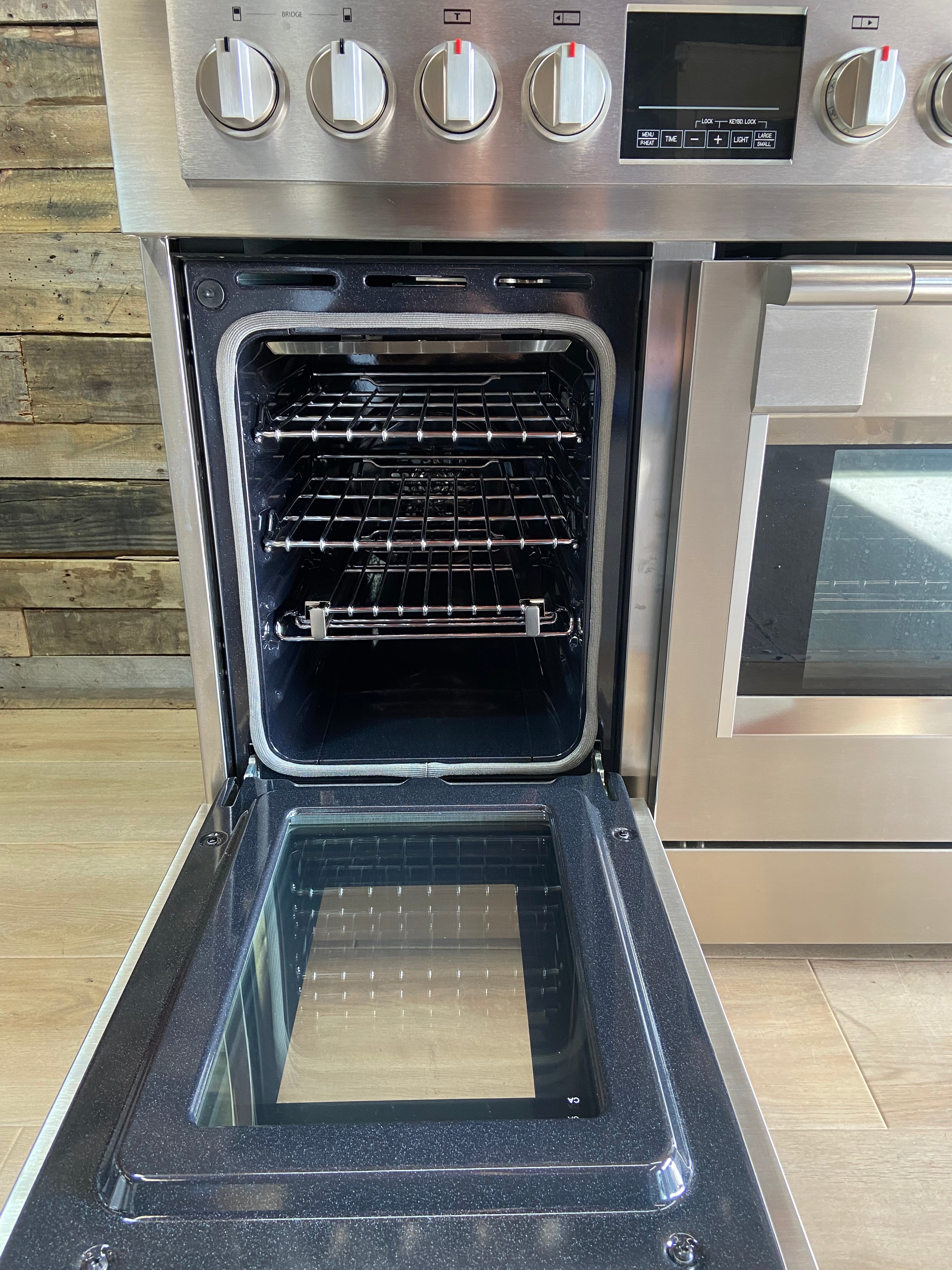 Fulgor Milano F6PIR485GS1 48-Inch Professional Electric Range with Glass Cooktop and Double Ovens