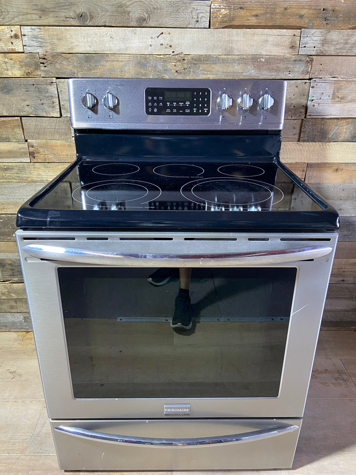 Frigidaire Gallery Stainless Steel Range With Convection Oven