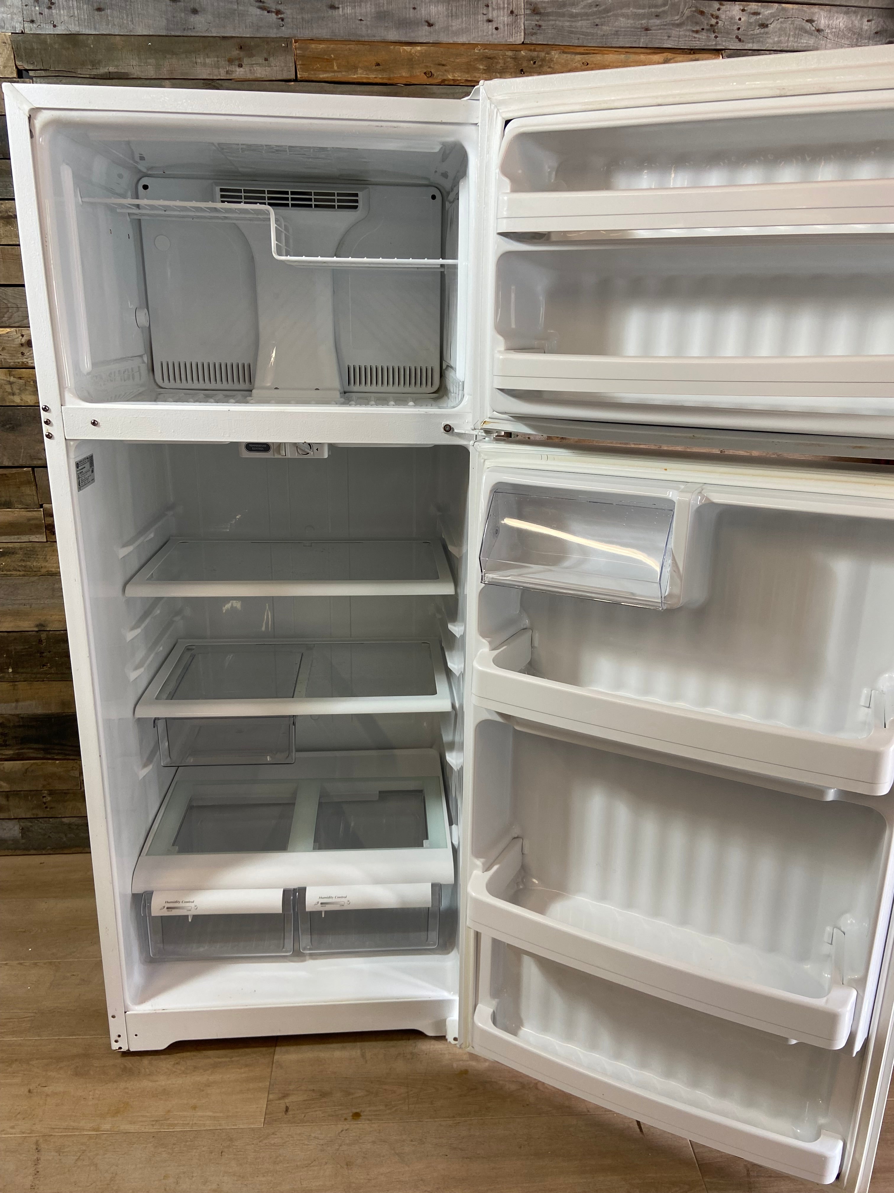 Ge White Top/Bottom Fridge