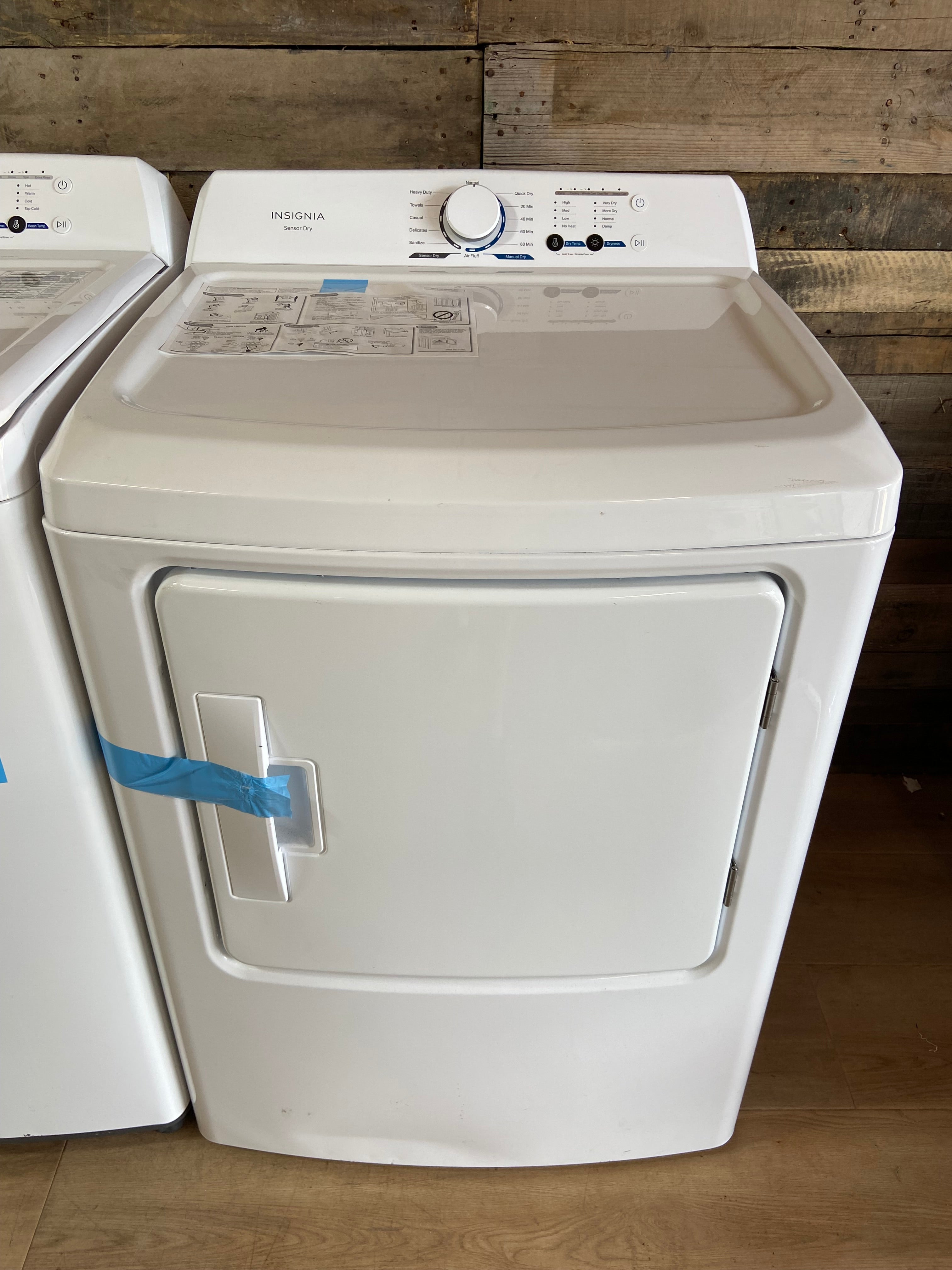 Insignia Top Load Washer & Dryer Set