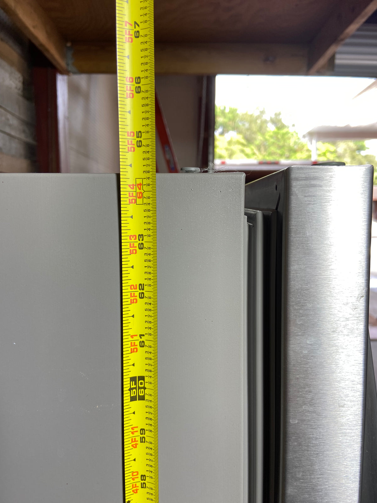 Whirlpool 30” Stainless Steel Top/Bottom Refrigerator With Ice Maker