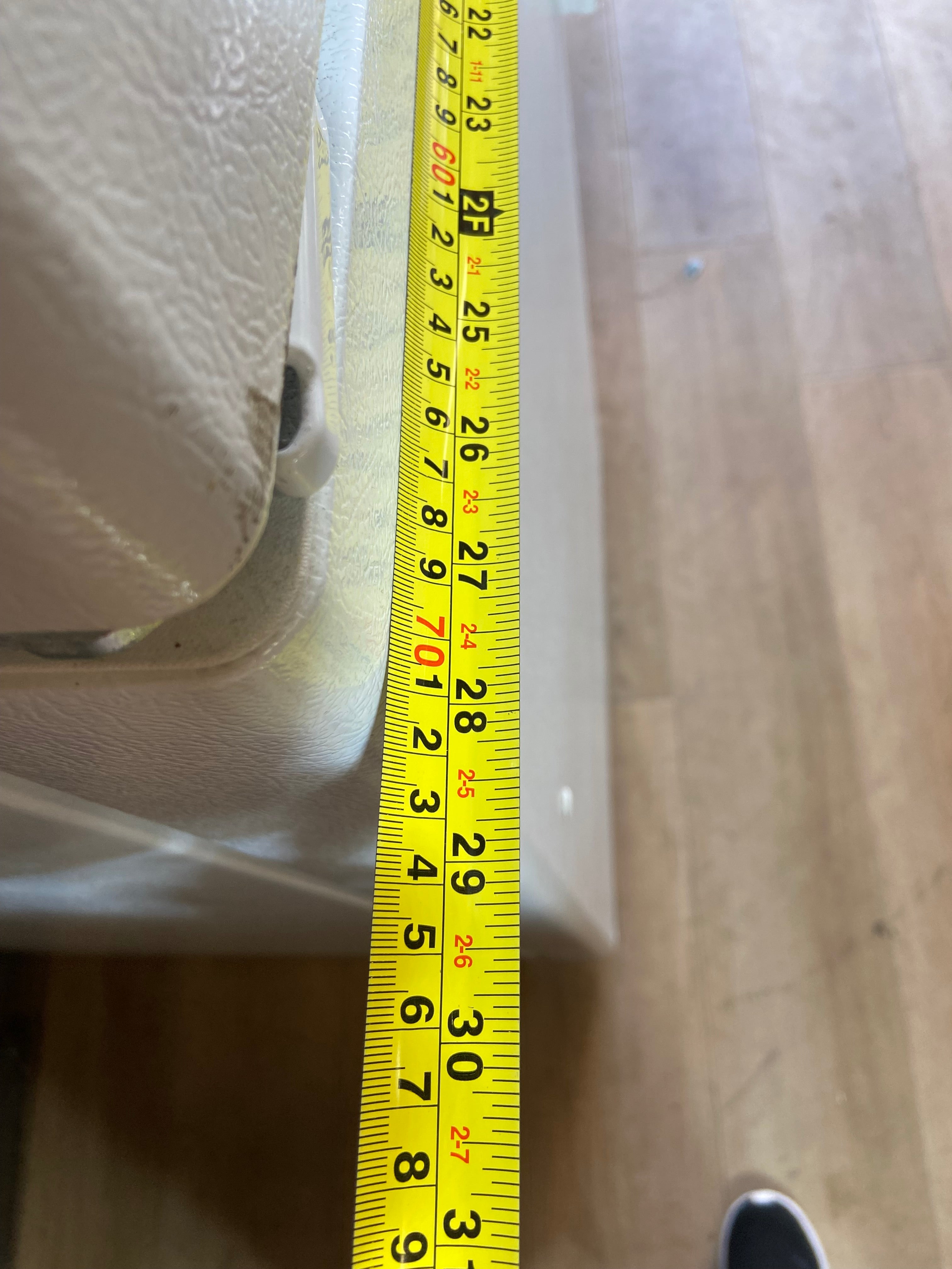 GE White Top/Bottom Refrigerator