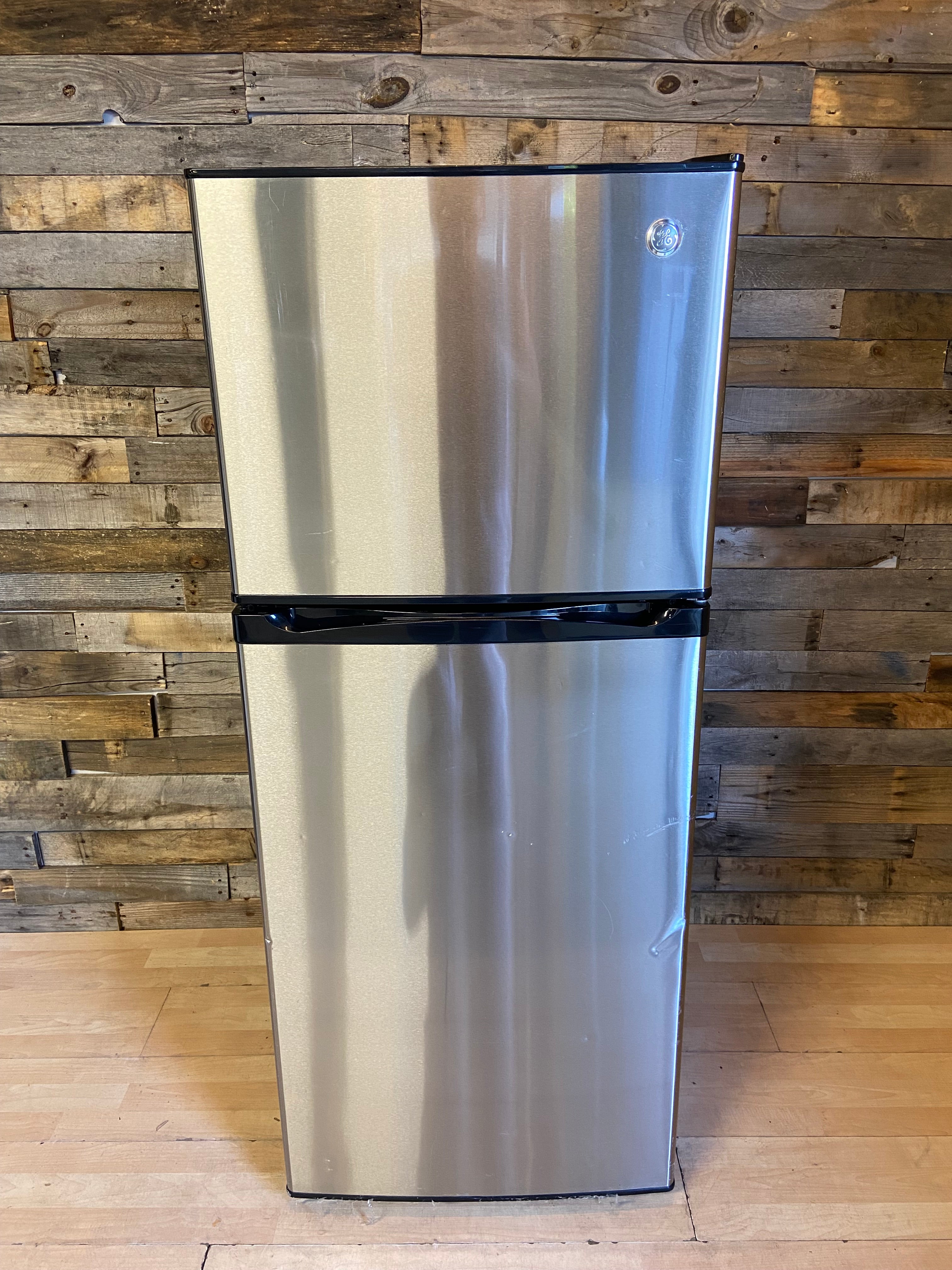 GE Top/Bottom Stainless Refrigerator
