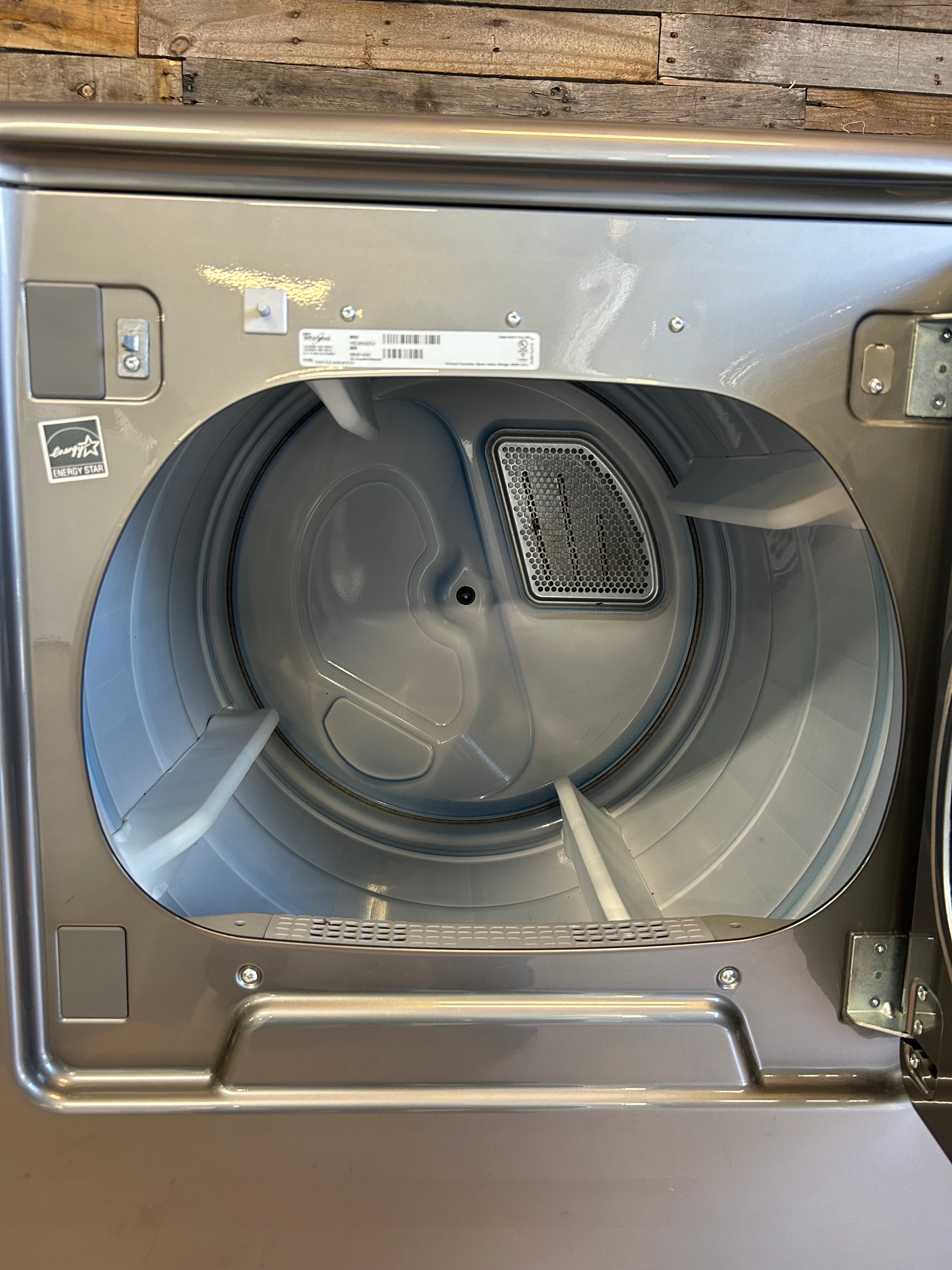 Black stainless Whirlpool cabrio set