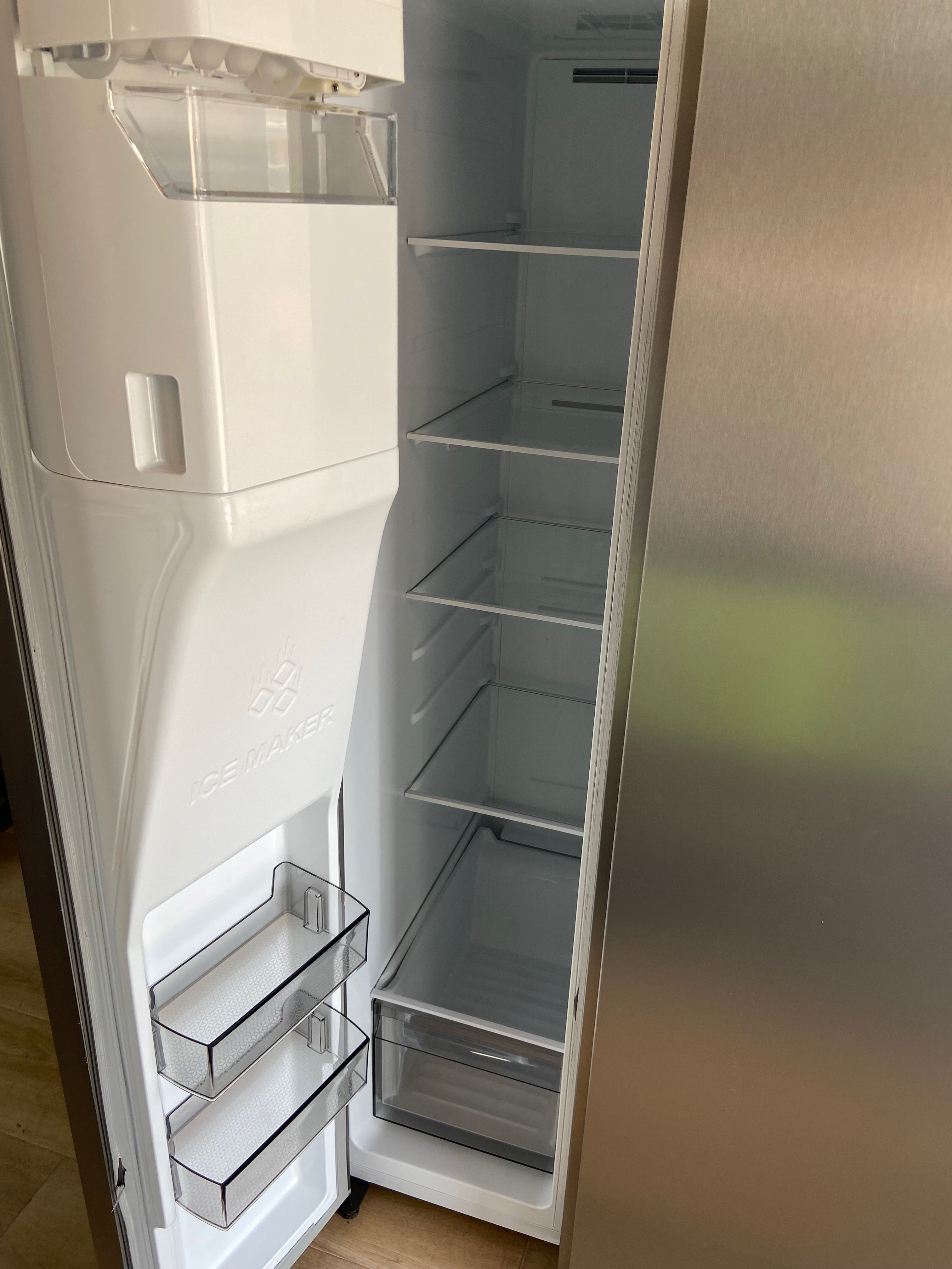 Hisense Side by Side Refrigerator