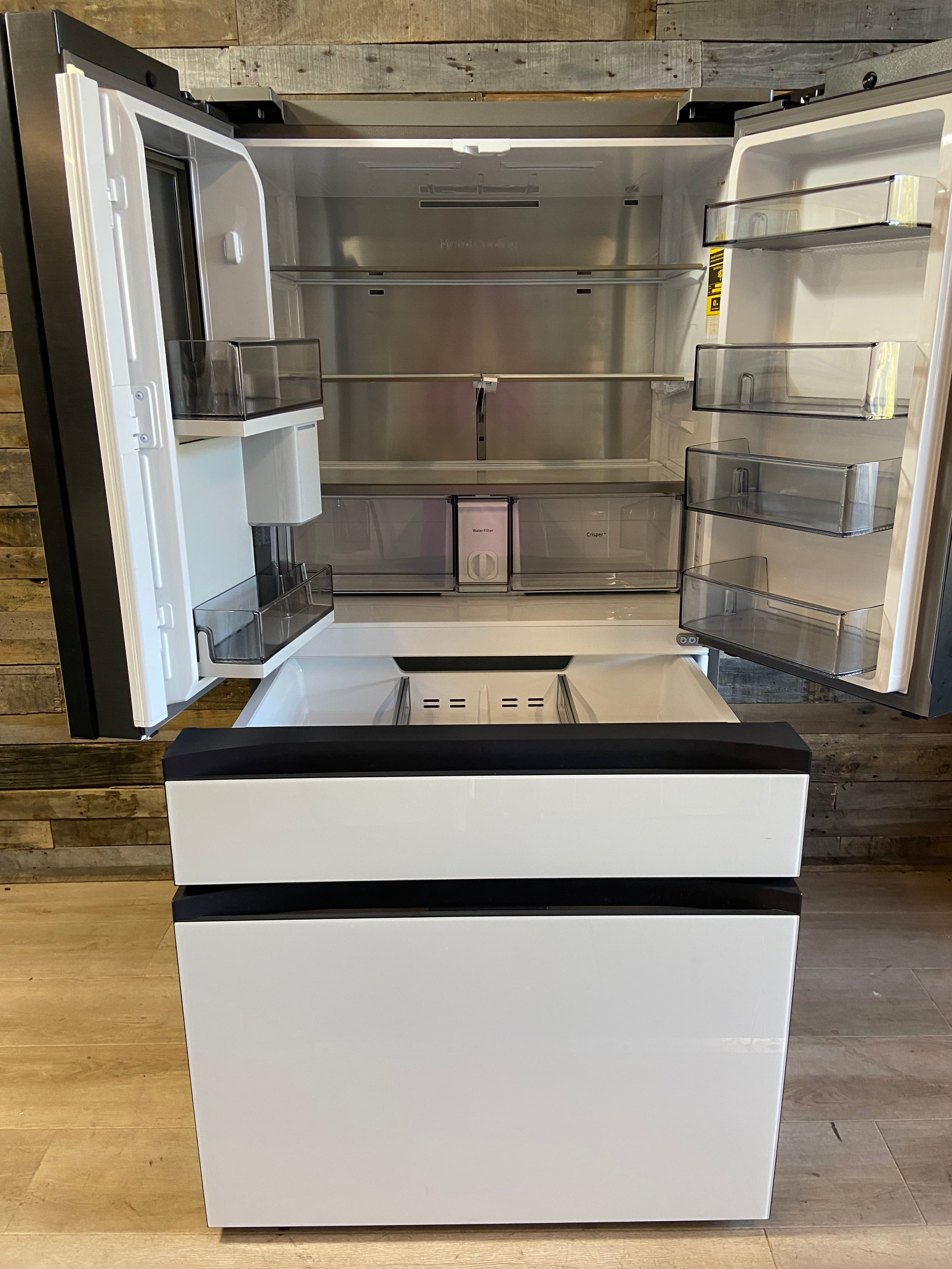 Samsung Bespoke Counter-Depth Beverage Center 23-cu ft 4 -Door 36-in Wide with Dual Ice Maker and Door within Door ( White Glass )