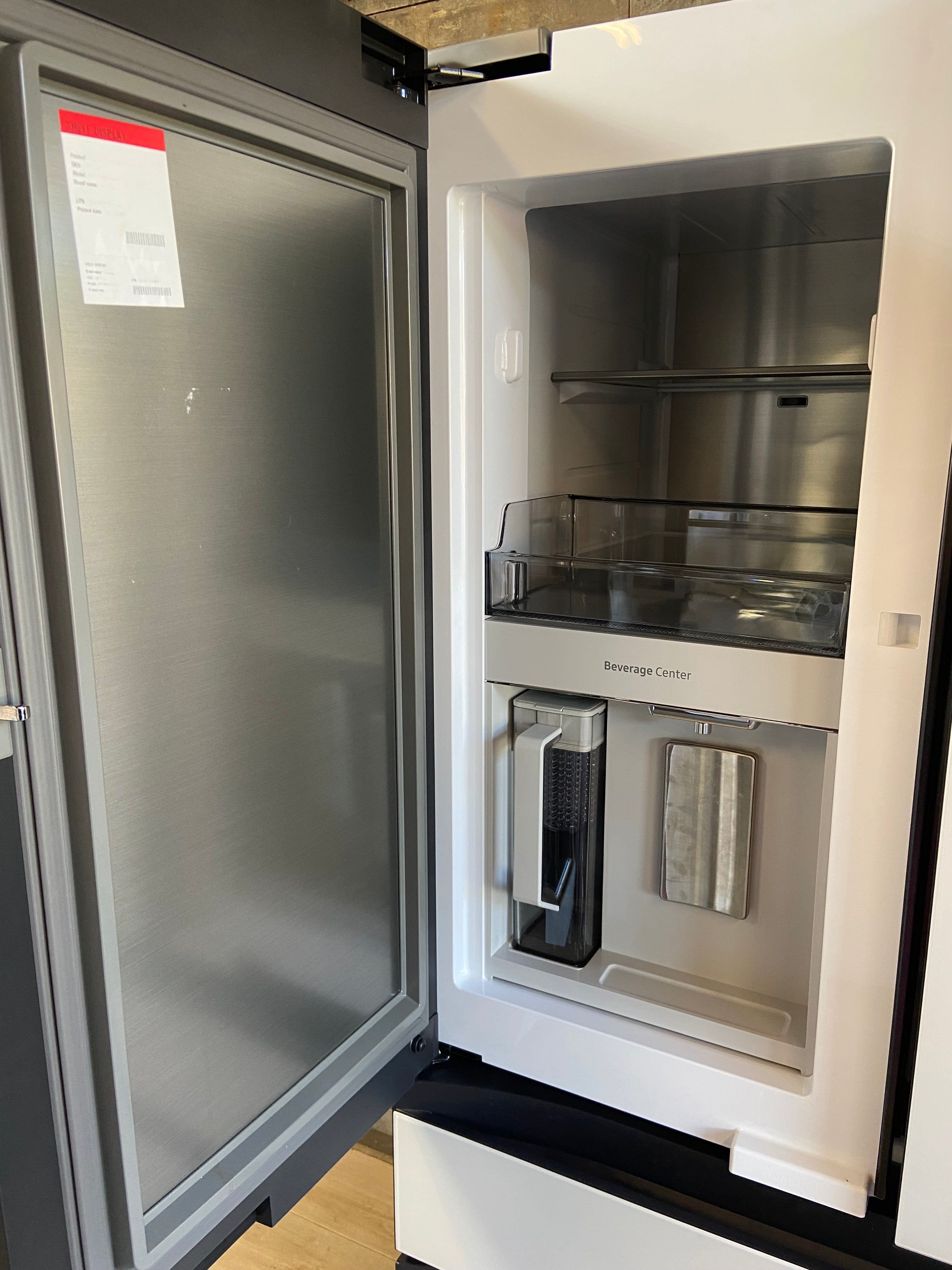Samsung Bespoke Counter-Depth Beverage Center 23-cu ft 4 -Door 36-in Wide with Dual Ice Maker and Door within Door ( White Glass )