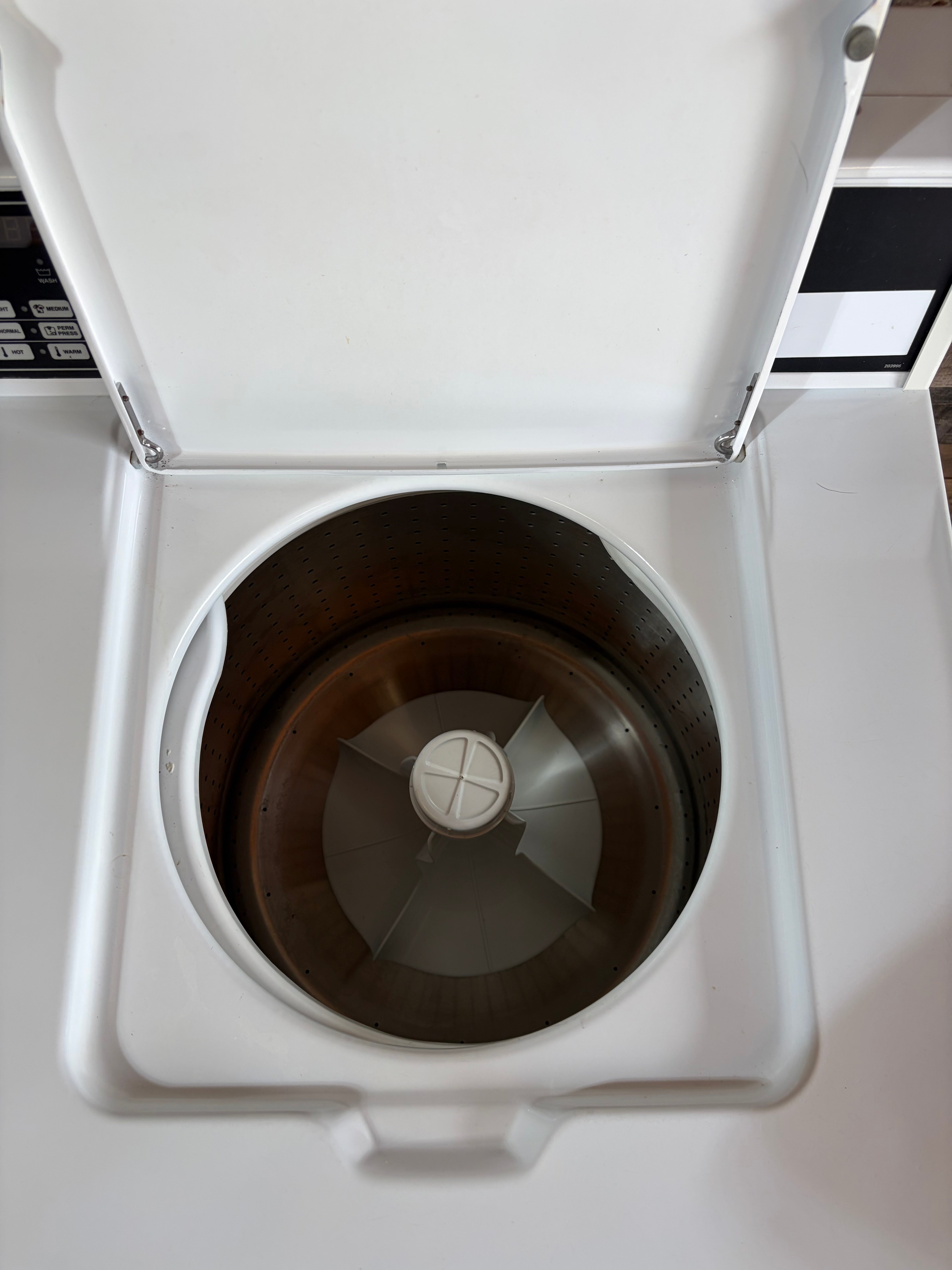 SpeedQueen Commercial Top Load Washer